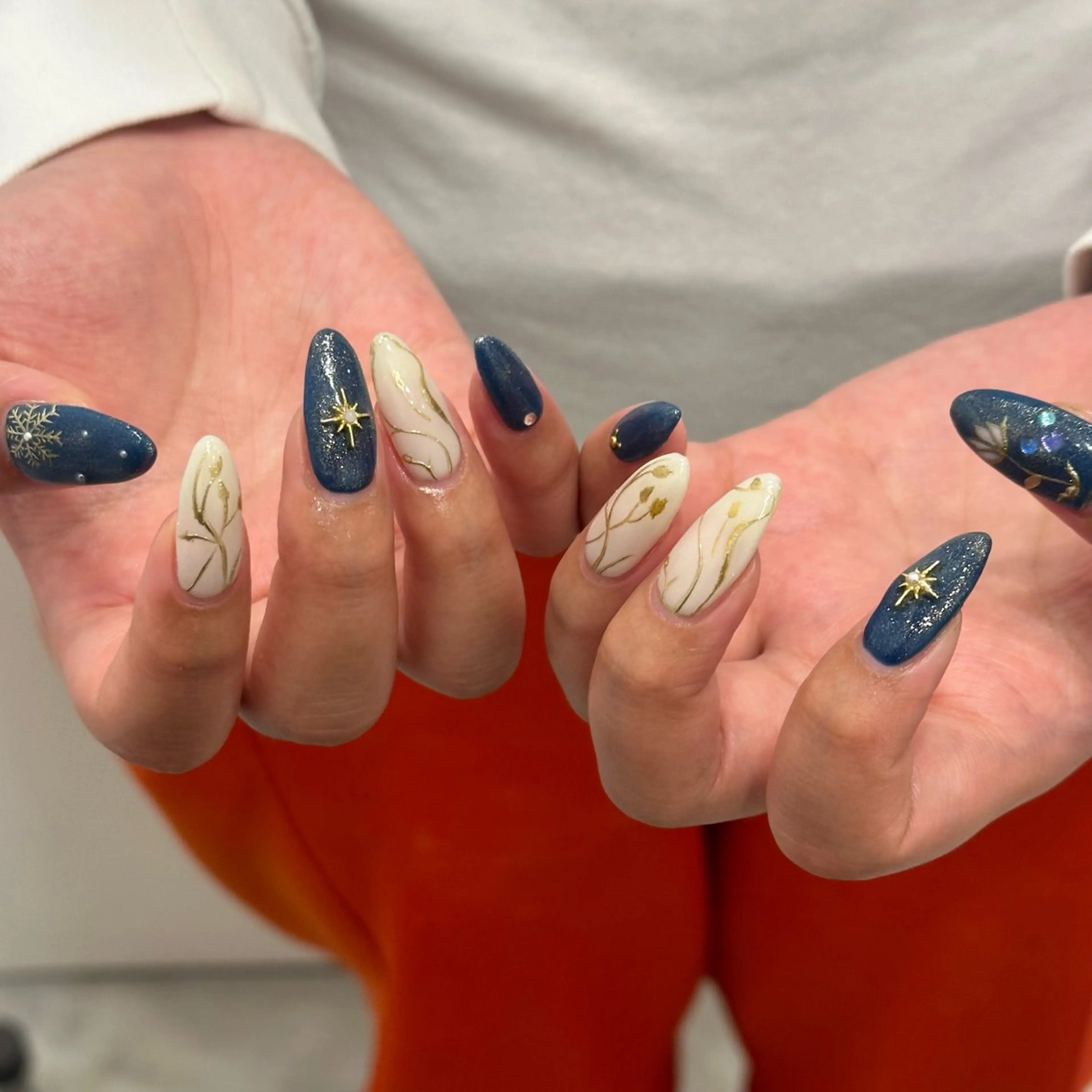 ネイル ハンドネイル COIN  nail hinataのネイルデザイン