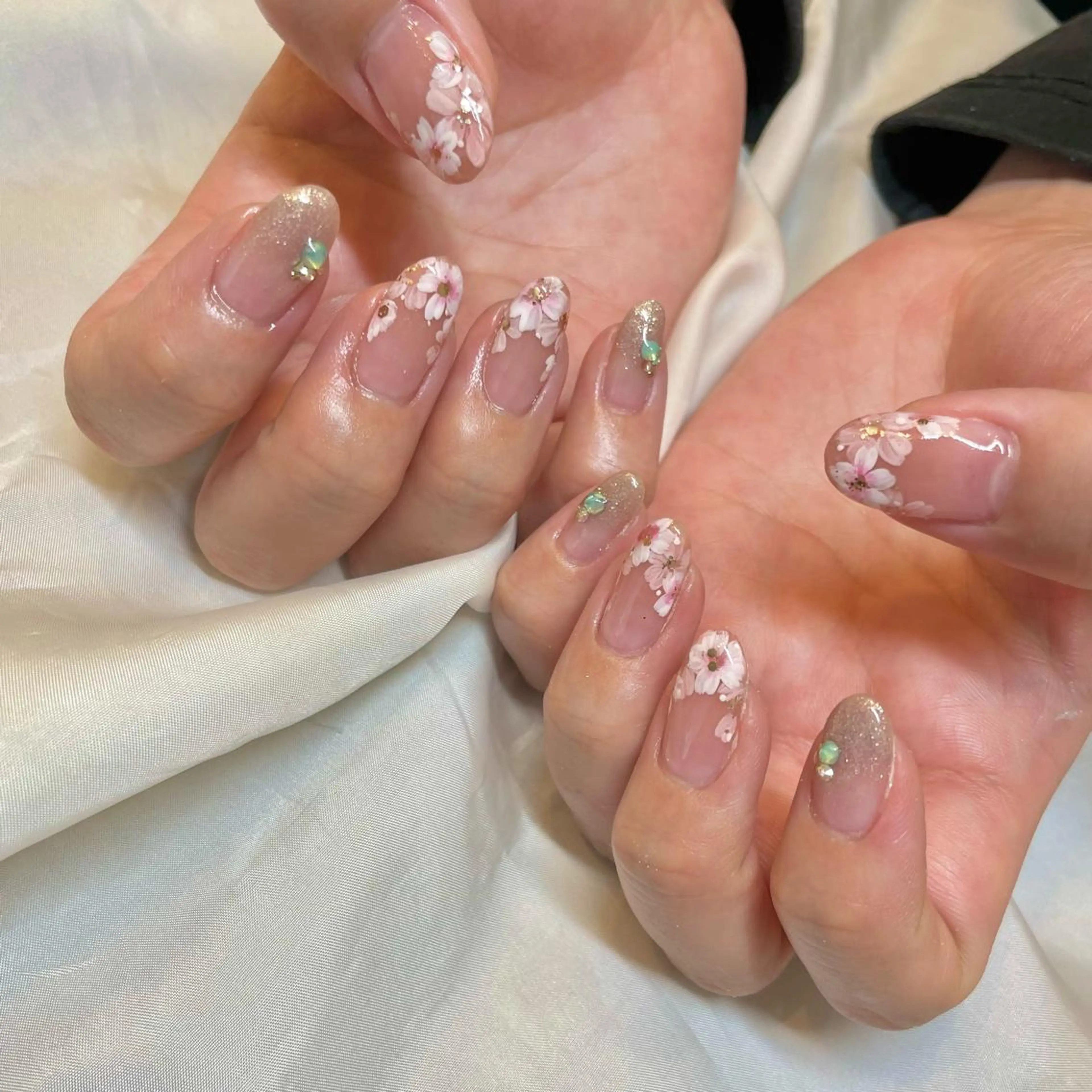 セミロング カラー パーマ ヘアアレンジ メンズ キッズ ネイル マツエク・マツパ アイブロウ 桜ネイル nail&eye Aoのマツエク・マツパデザイン