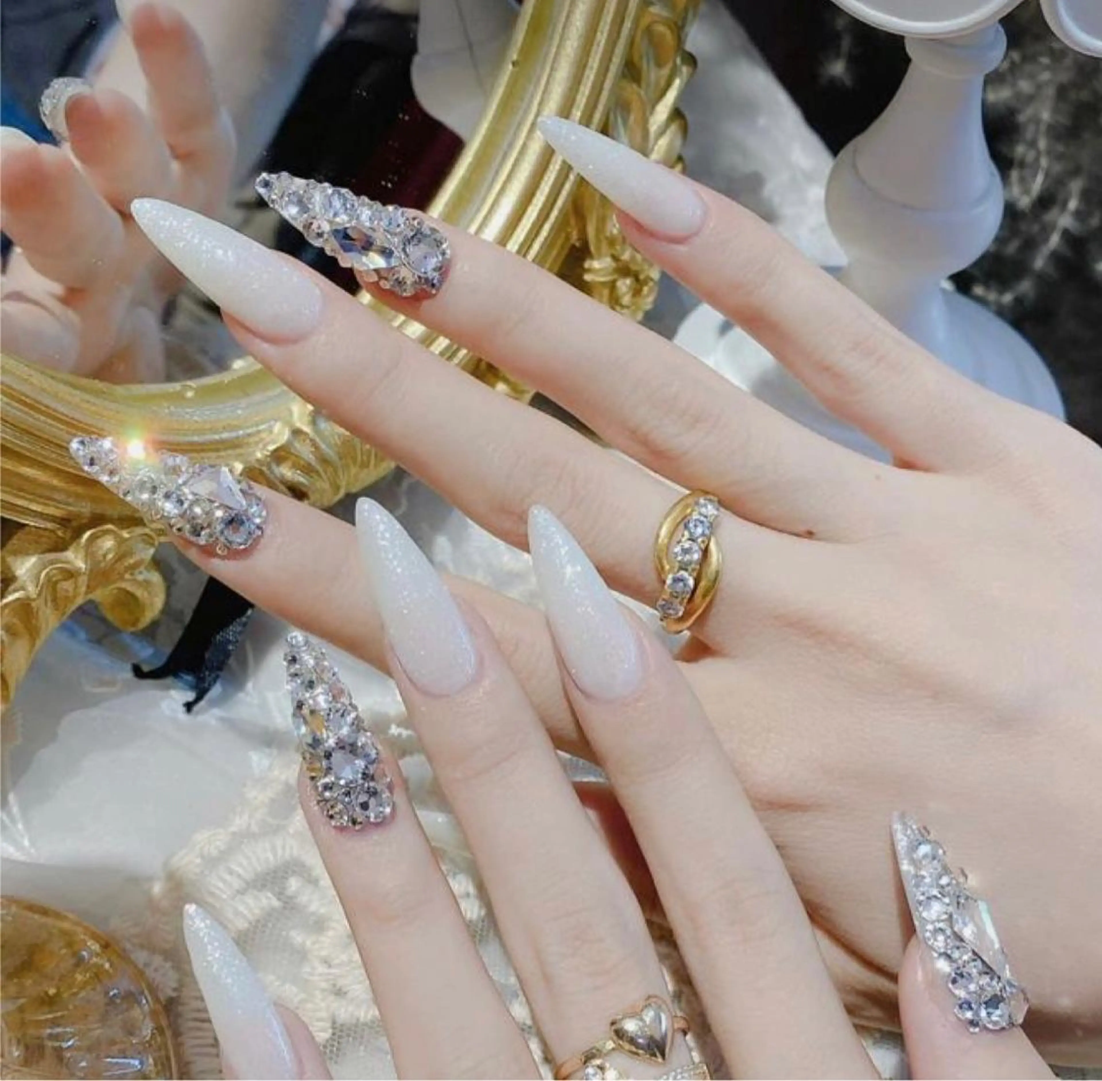 ネイル 「Honey NAIL新宿店」所属・Honey スカルプ専門店のネイルデザイン