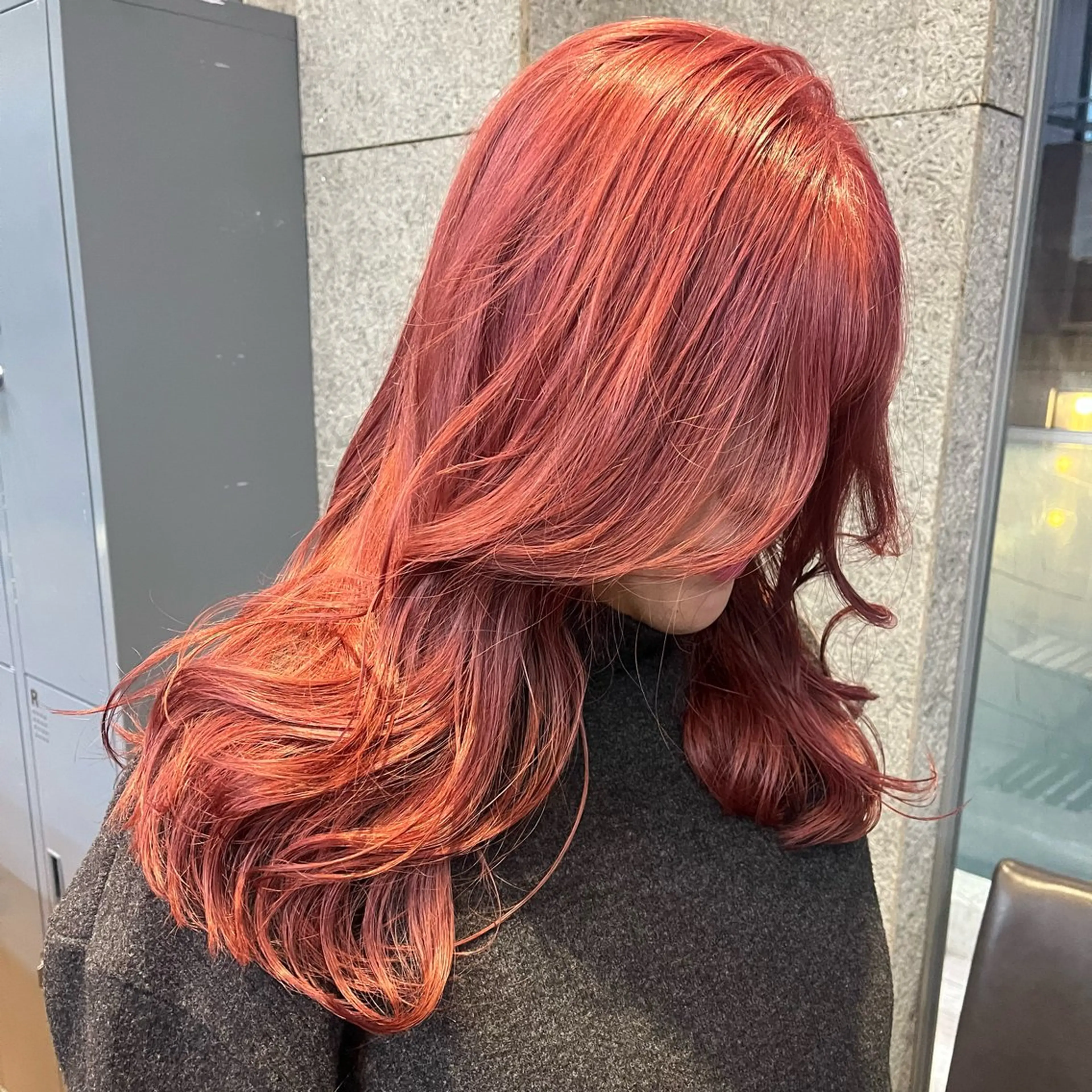 セミロング カラー ヘアカラー トリートメント ヘアセット ボブハイトーン🦖 デザインMAMIのヘアスタイル