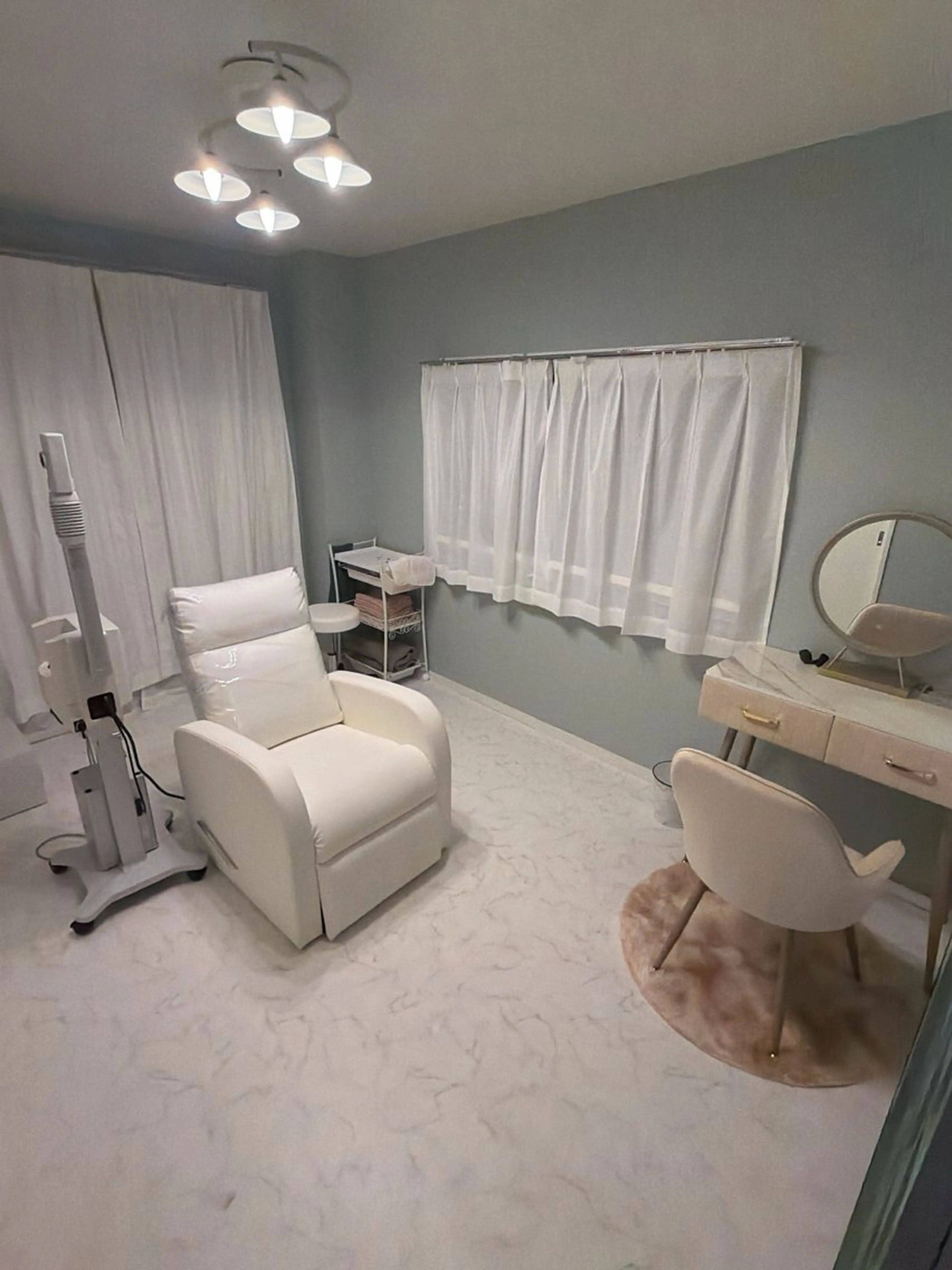 facial aesthetic salon SENTEUR所属・SENTEUR/ shihoのエステ・リラクイメージ