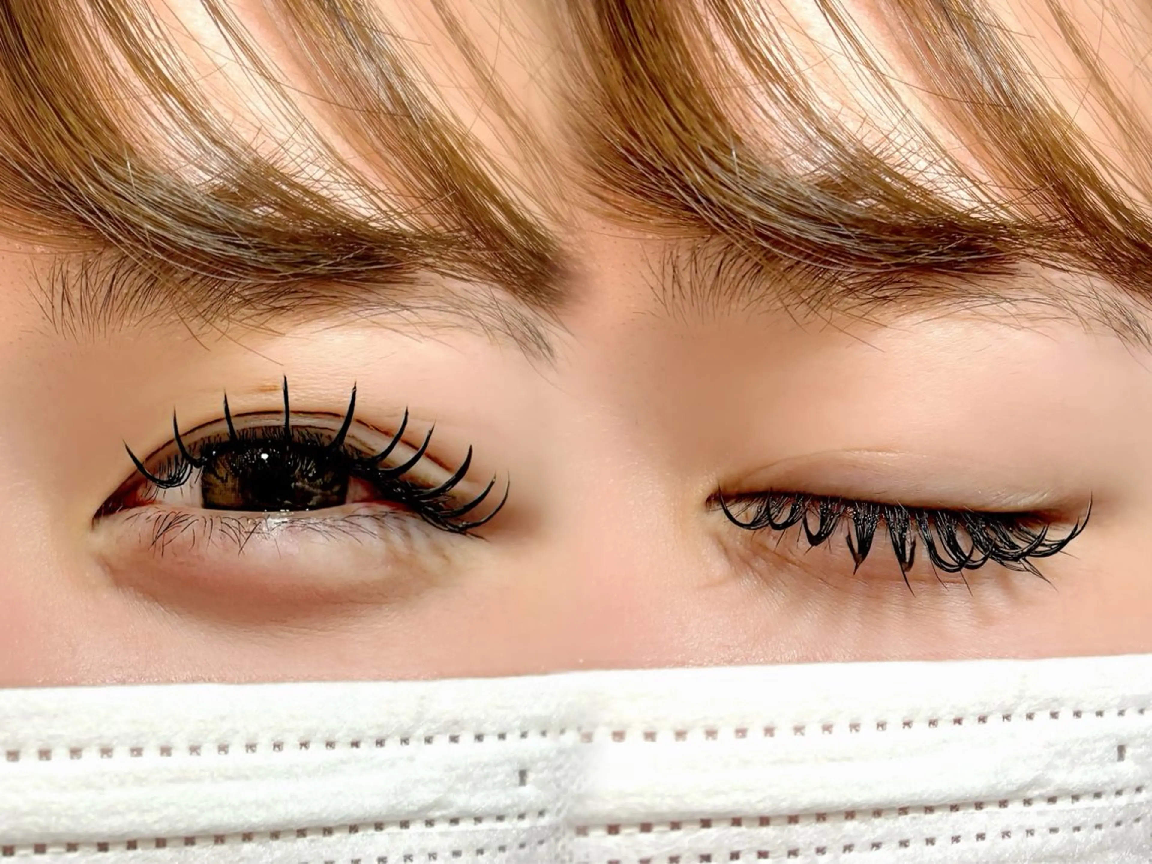 🪽LEDまつげエクステ 140​〜​160本までの写真