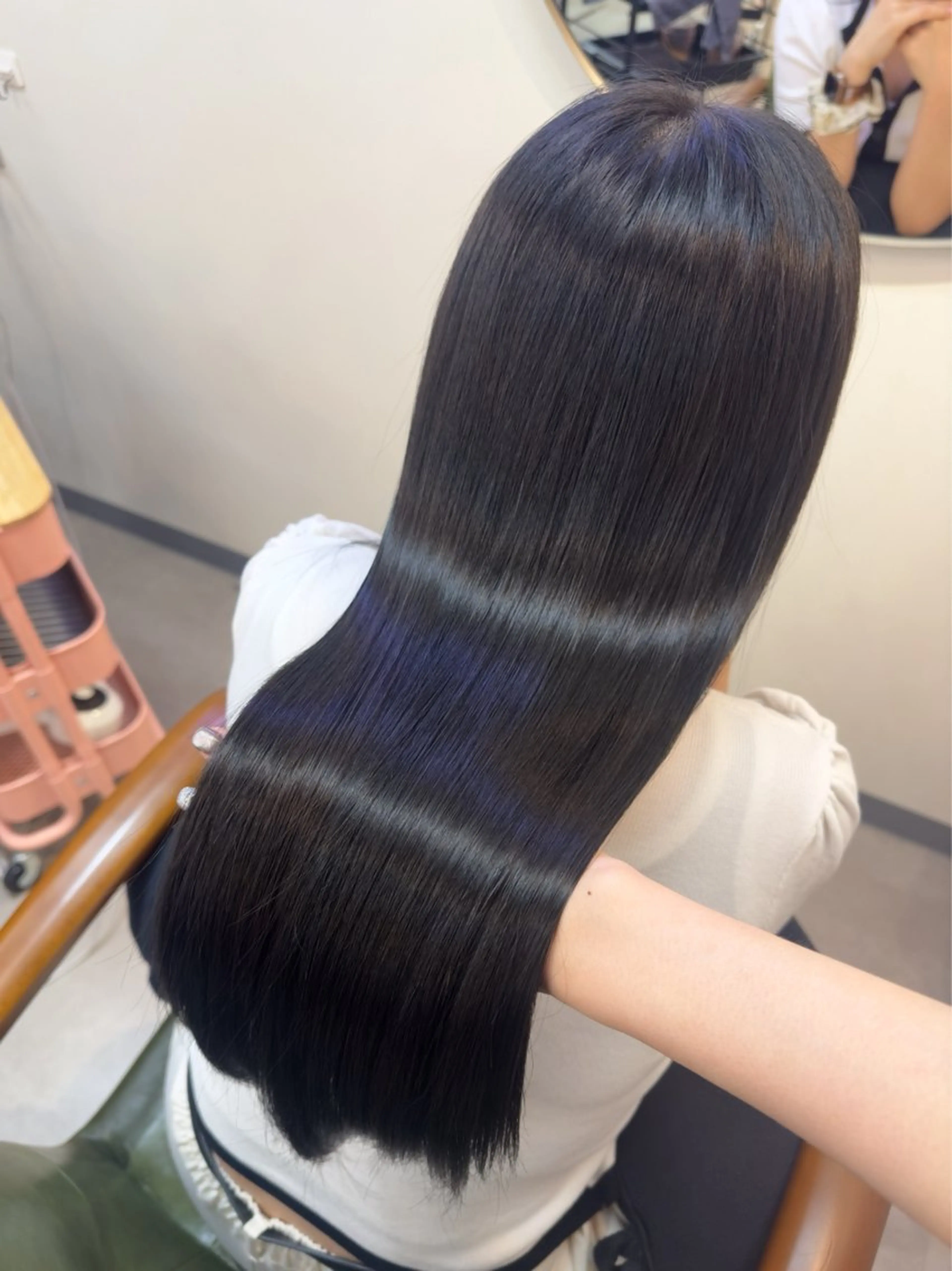 【うる艶✨】トレンドカット＋髪質改善縮毛矯正の写真