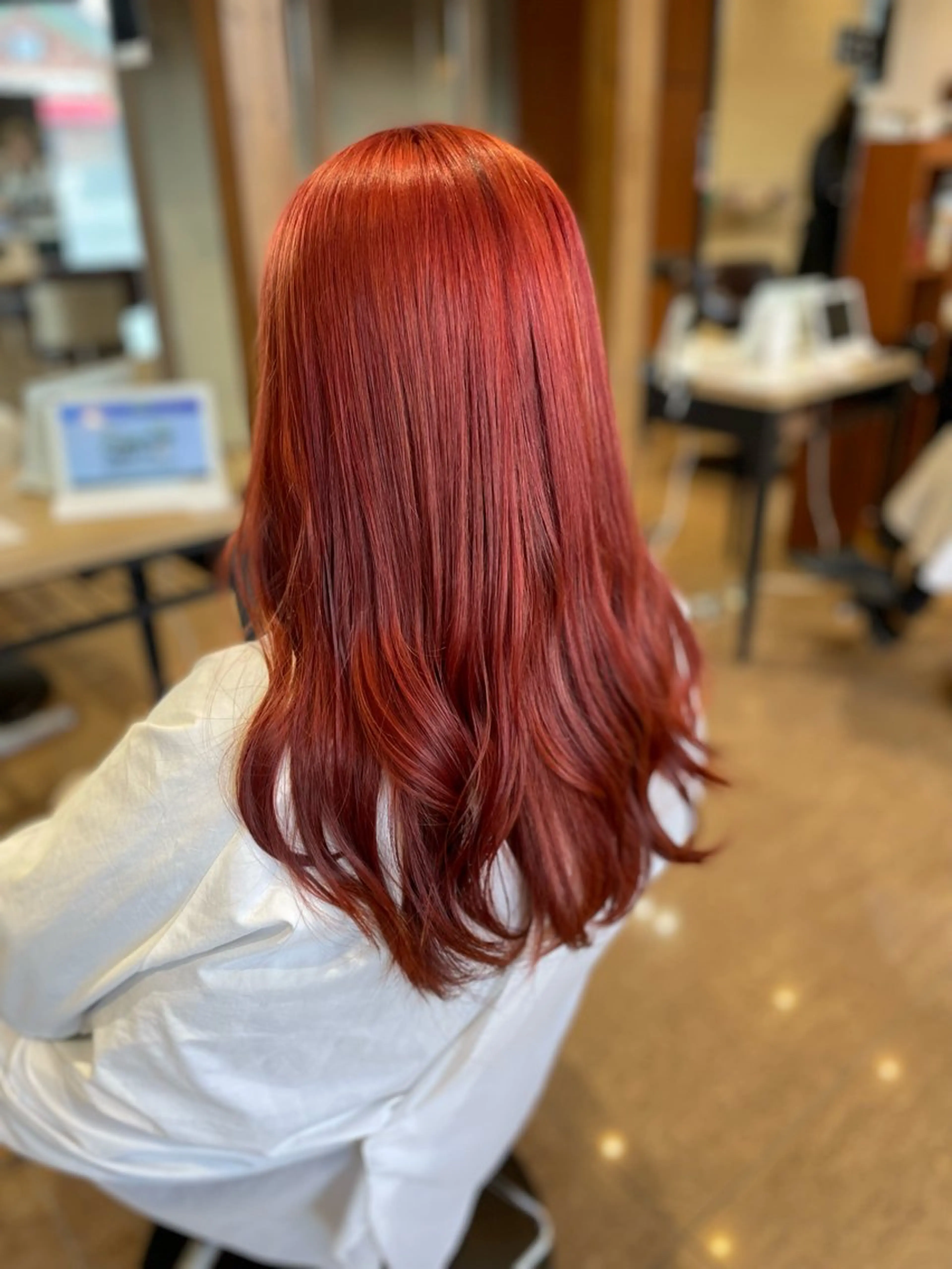 カラー ヘアカラー 仙石 愛のヘアスタイル