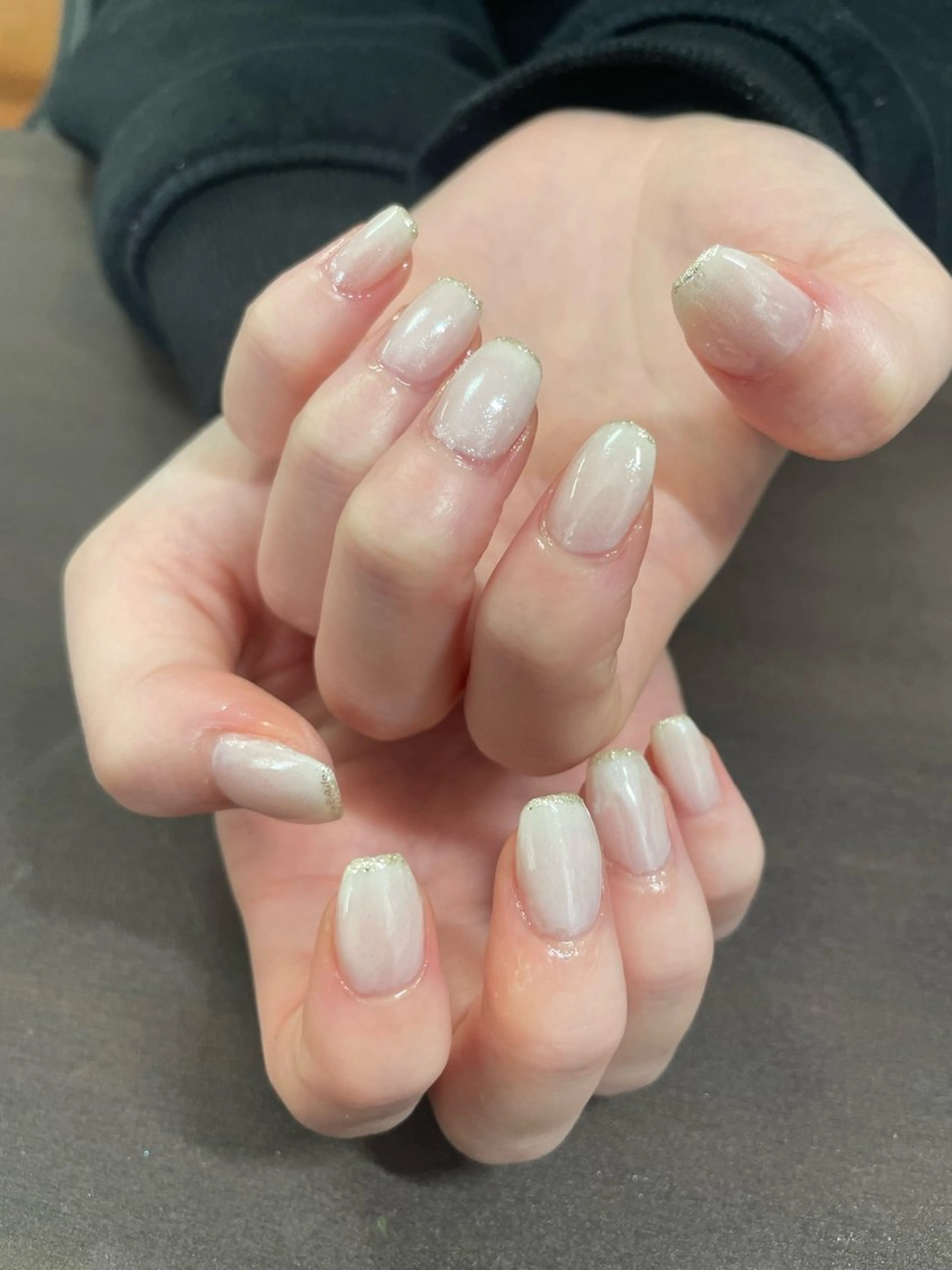 ネイル ラメ(グリッター) ホワイト Kuroki Yurikaのネイルデザイン