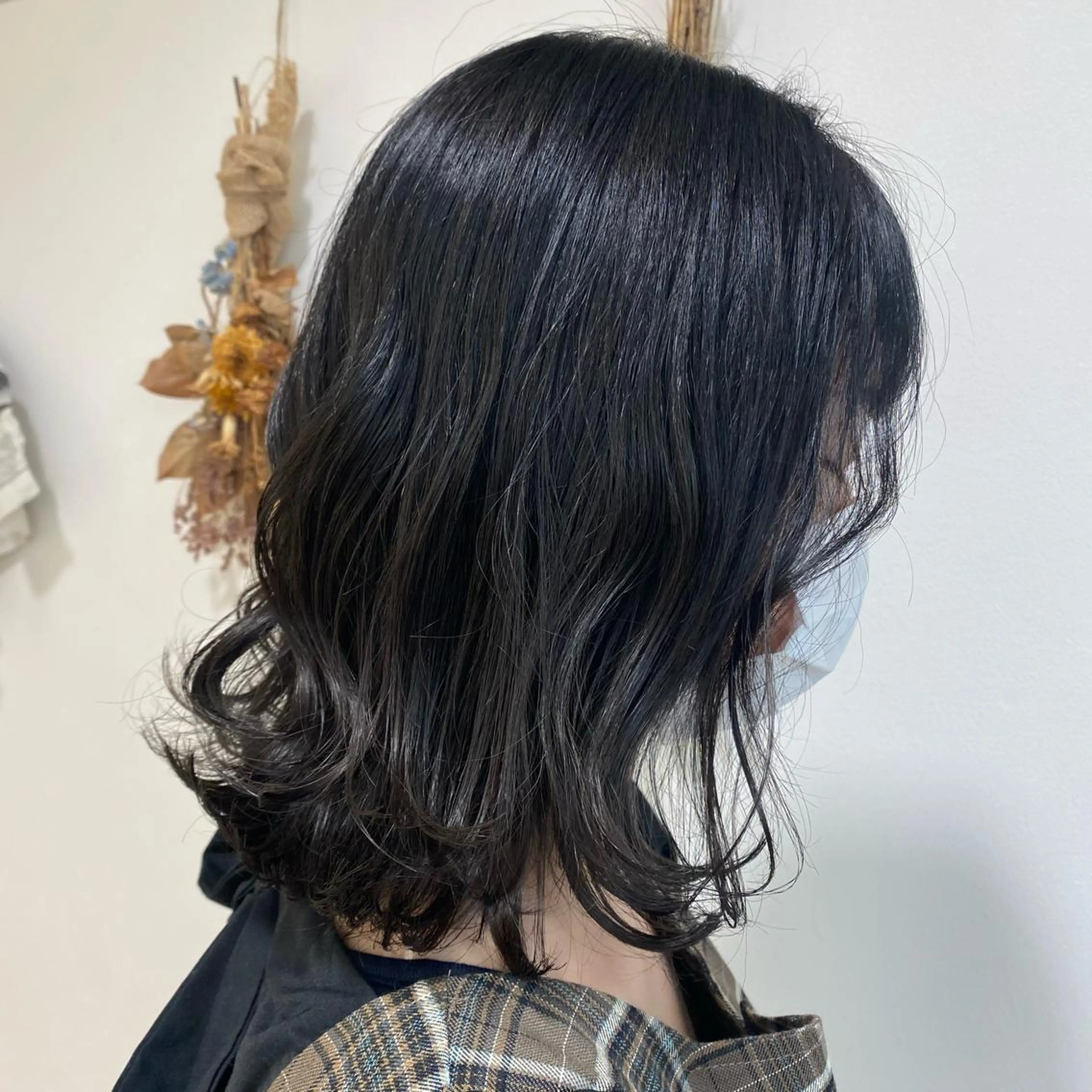 ミディアム 長井 麻帆のヘアスタイル