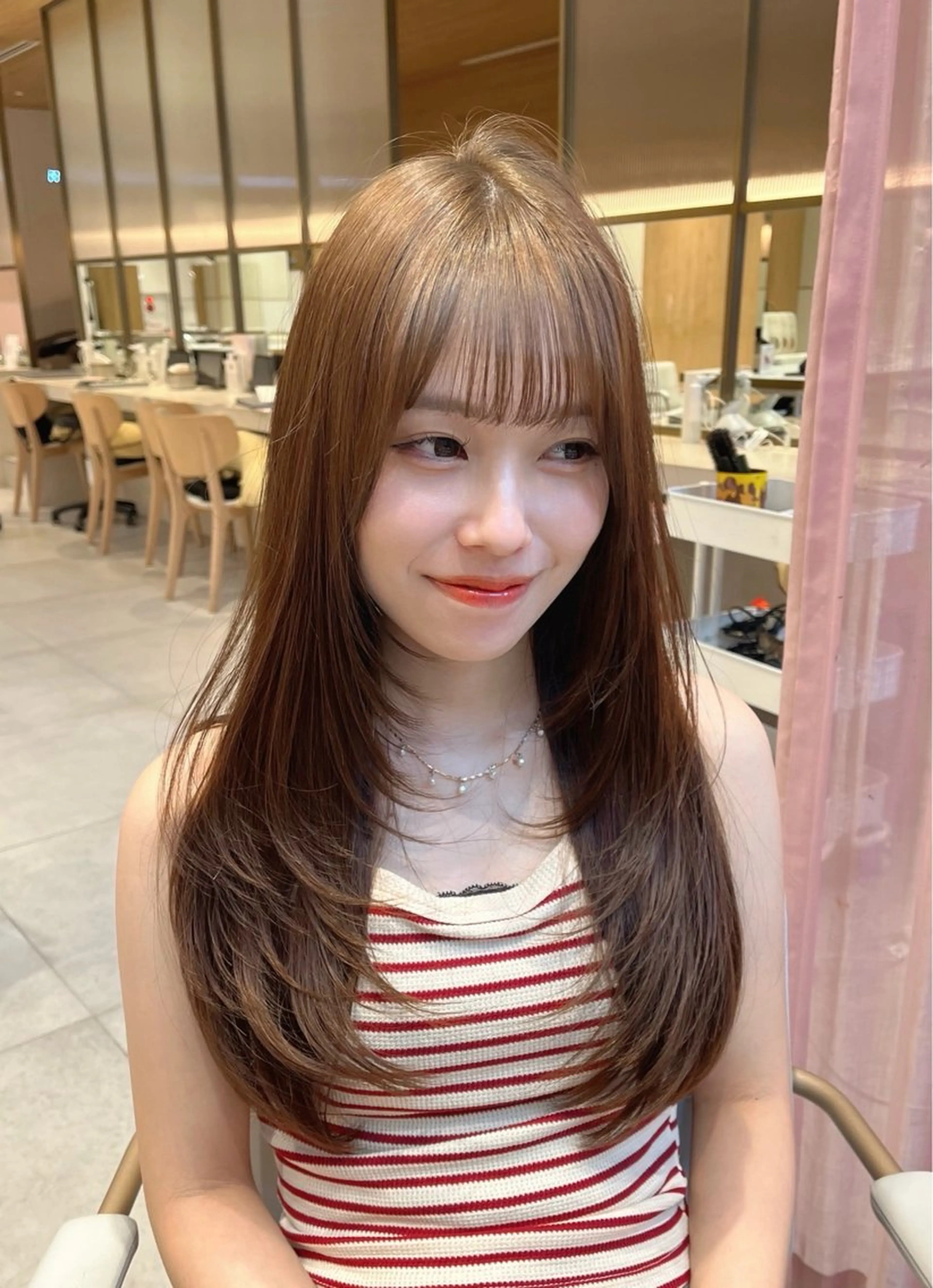 ロング レイヤーカット カット ヘアカラー トリートメント 透明感カラー/似合わ せ前髪/柴田礼空のヘアスタイル