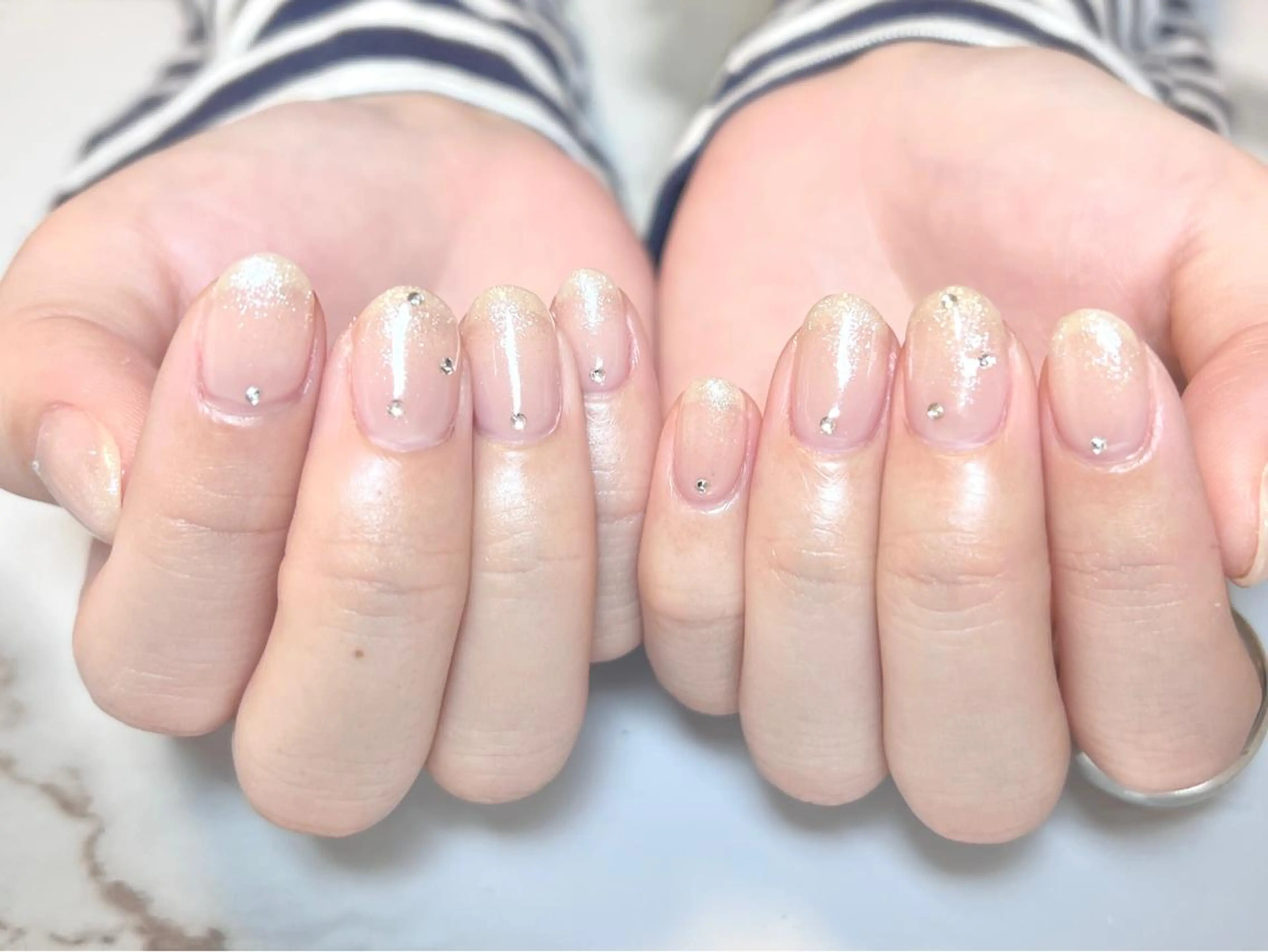 ネイル アートネイル フレンチネイル ジェルネイル グラデーション マグネットネイル ネイリスト シンのネイルデザイン