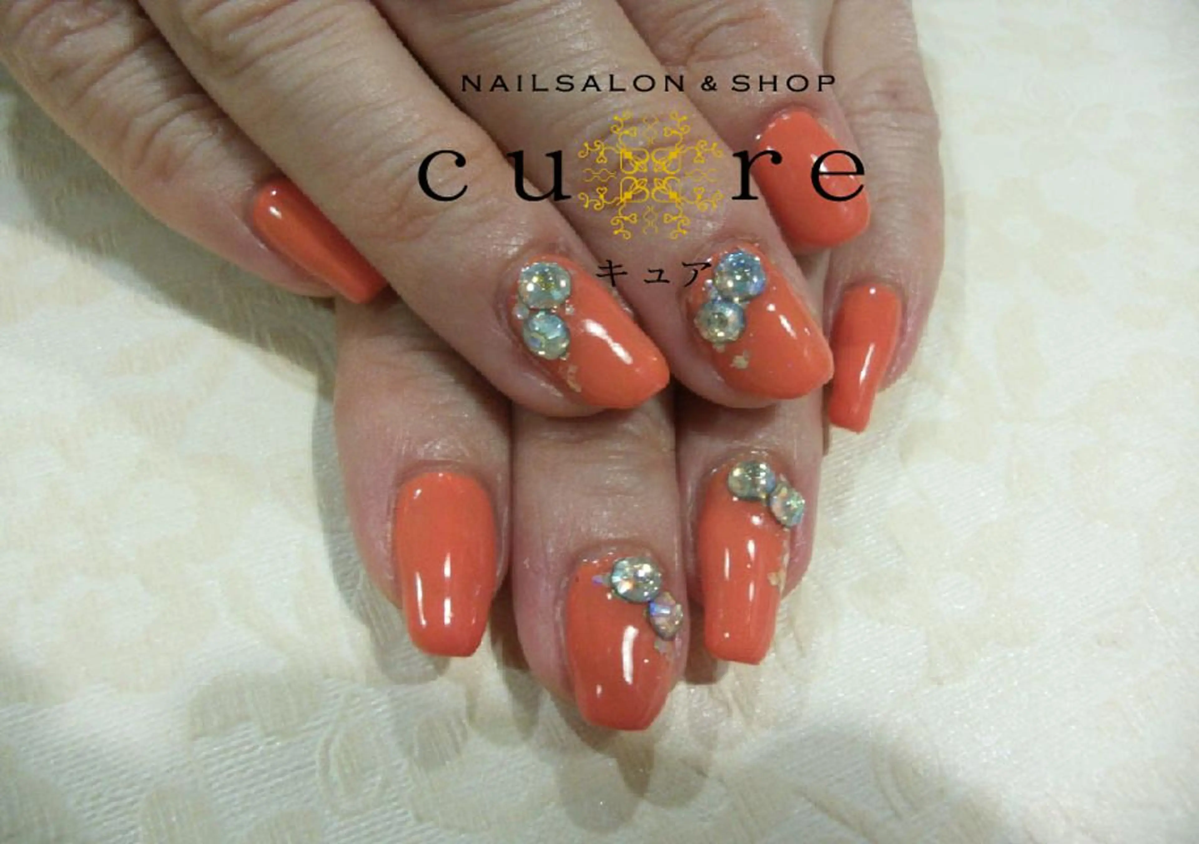 ミディアム ネイル ハンドネイル ネイルサロン Cureのネイルデザイン