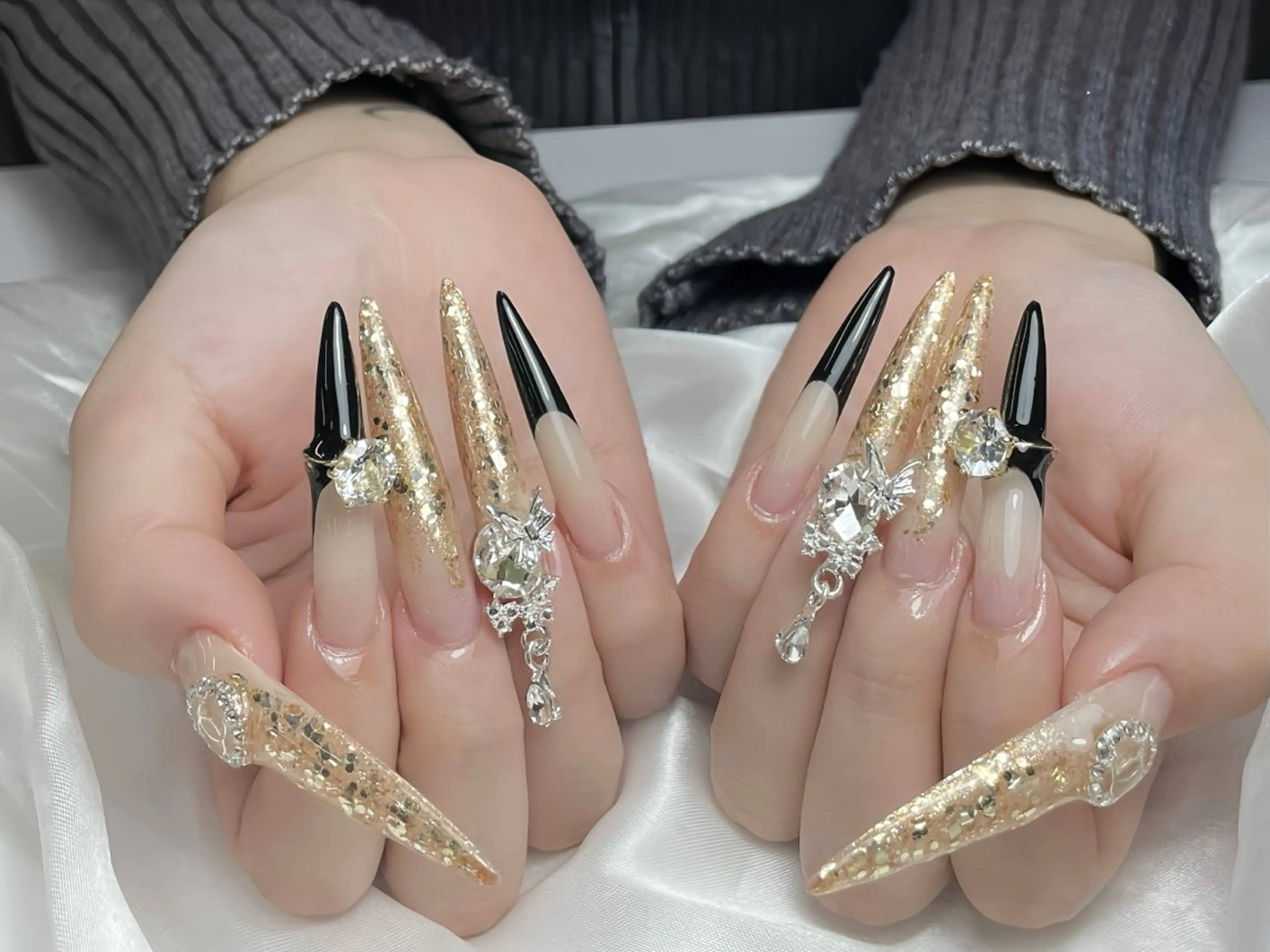 ネイル アートネイル ロングネイル スカルプネイル ネイルチップ ハンドネイル Rin Nail 新大久保店のネイルデザイン