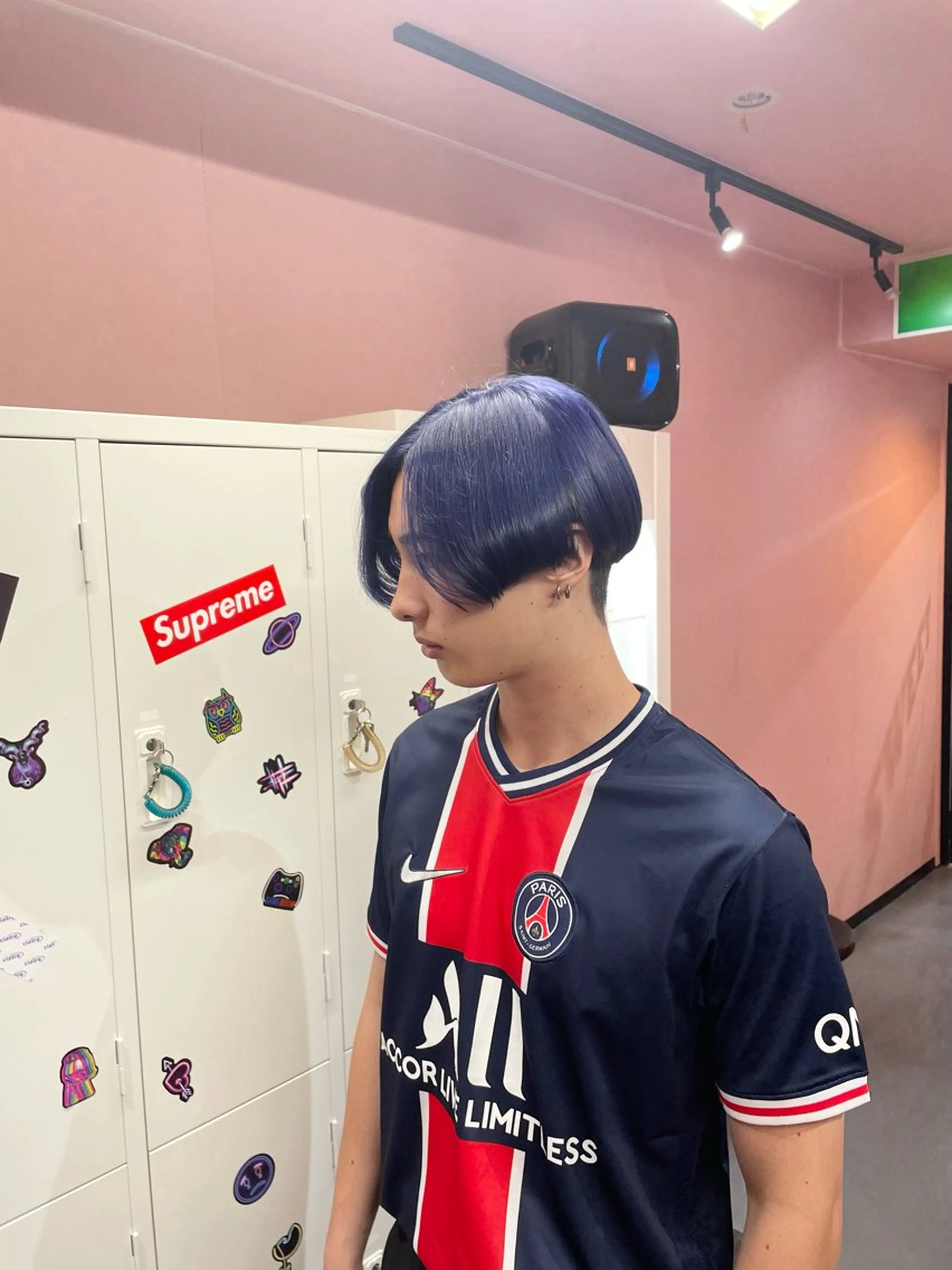 カラー メンズ ネイビーカラー ヘアカラー ハイトーン/ブリーチ /hikaruのヘアスタイル