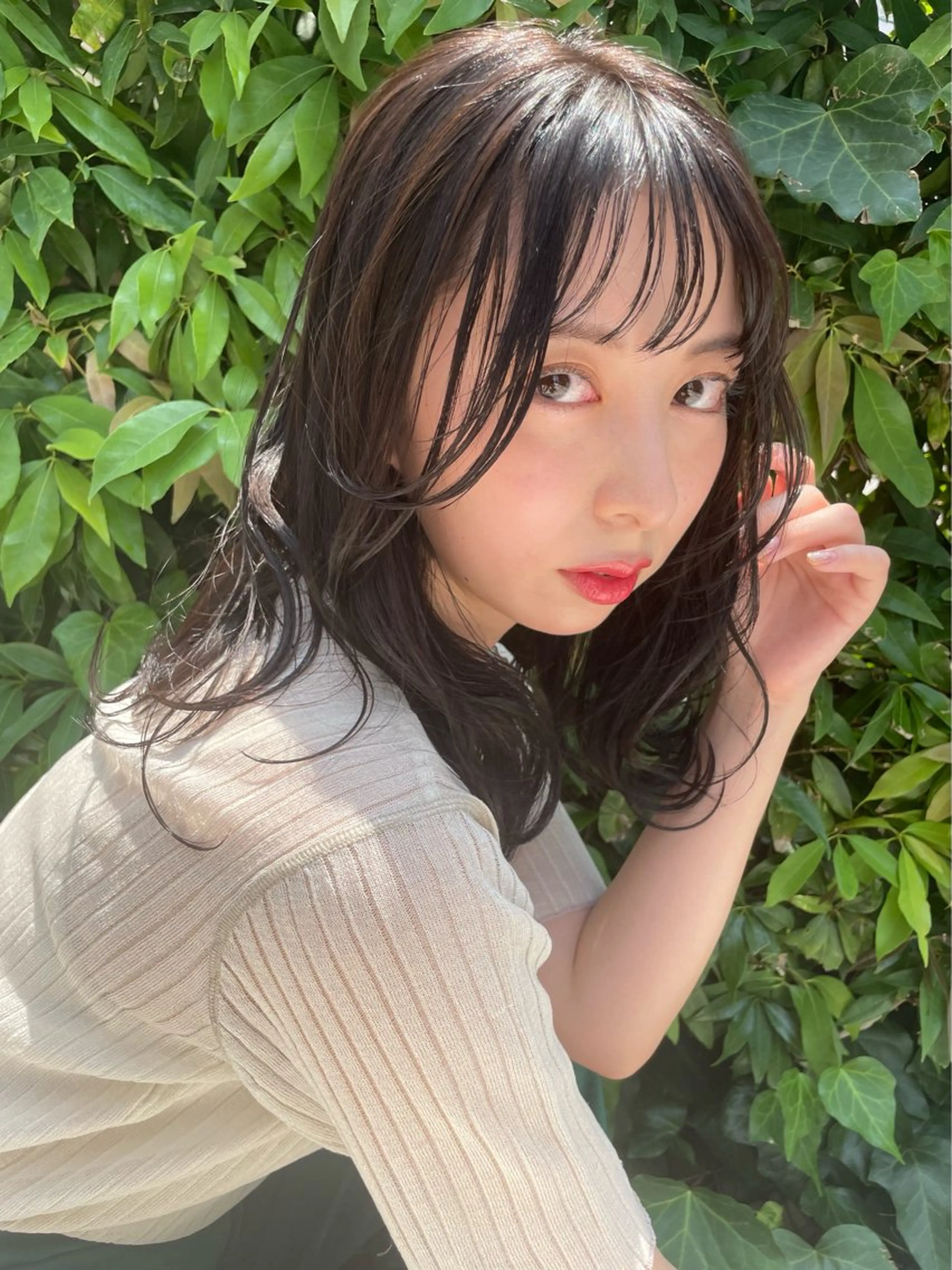 ミディアム カット ヘアカラー トリートメント hoNua. 栄/透明感カラーのヘアスタイル