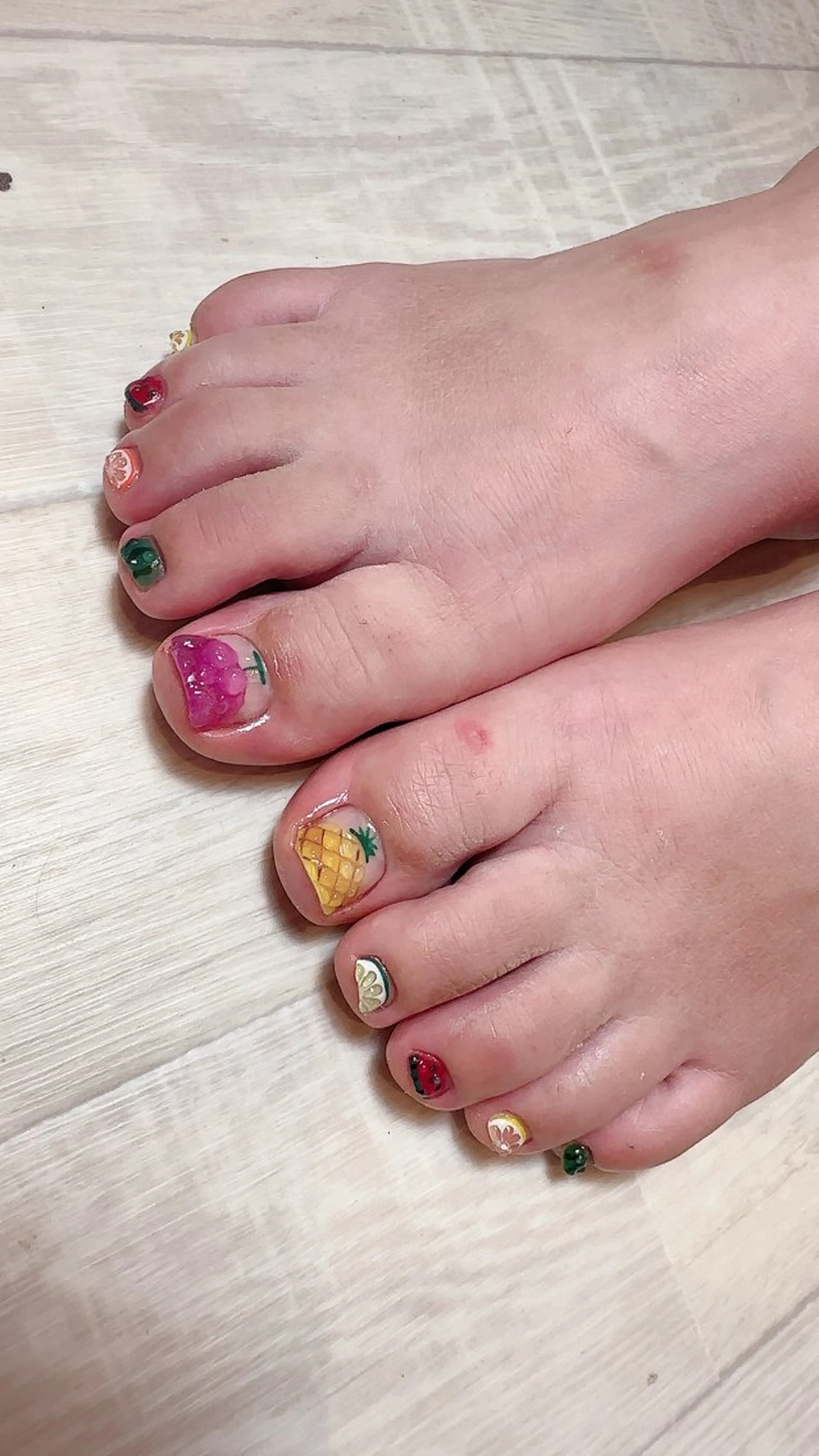 ネイル フットネイル Fielia momoのネイルデザイン