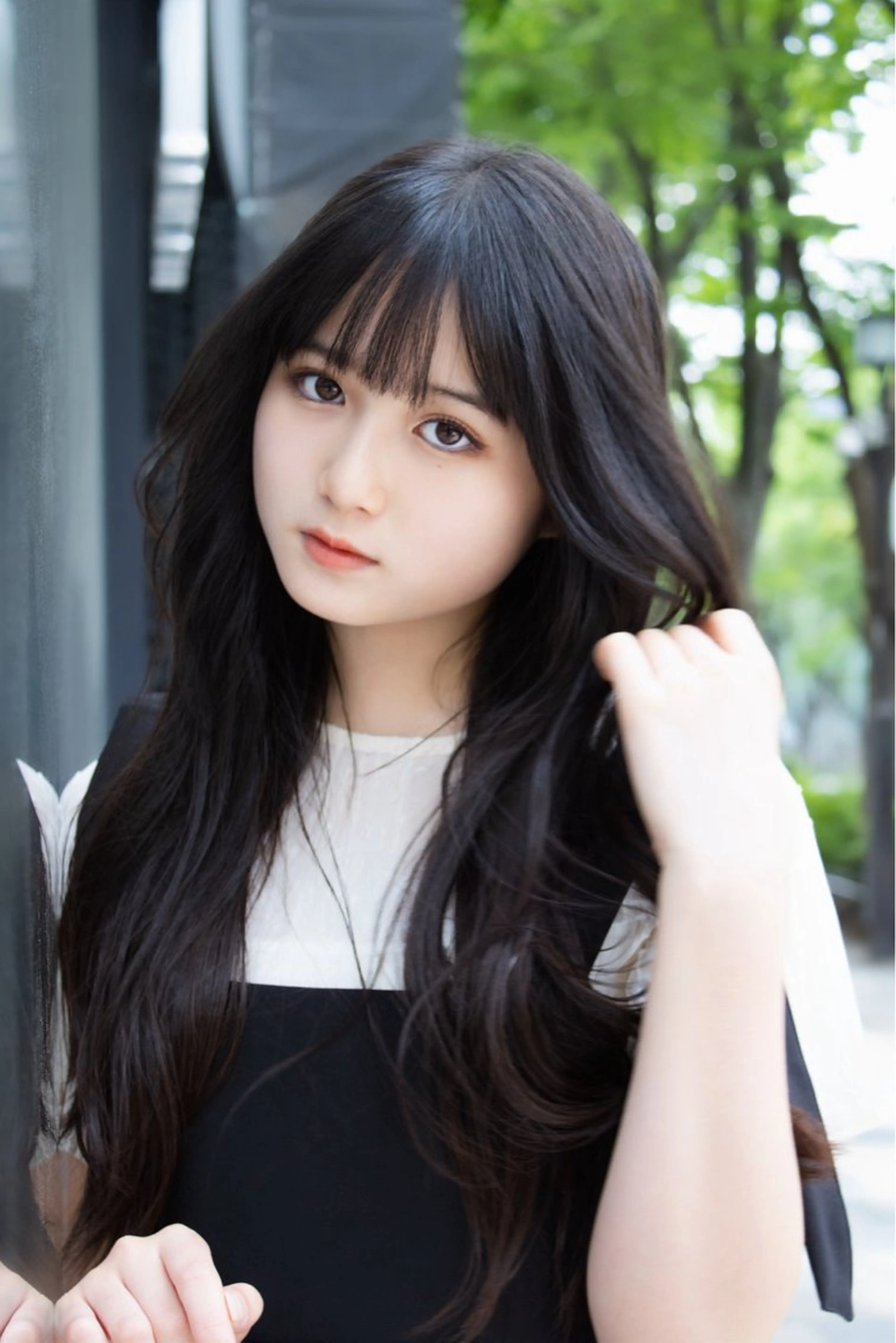 セミロング ROBBY 表参道yuseiのヘアスタイル