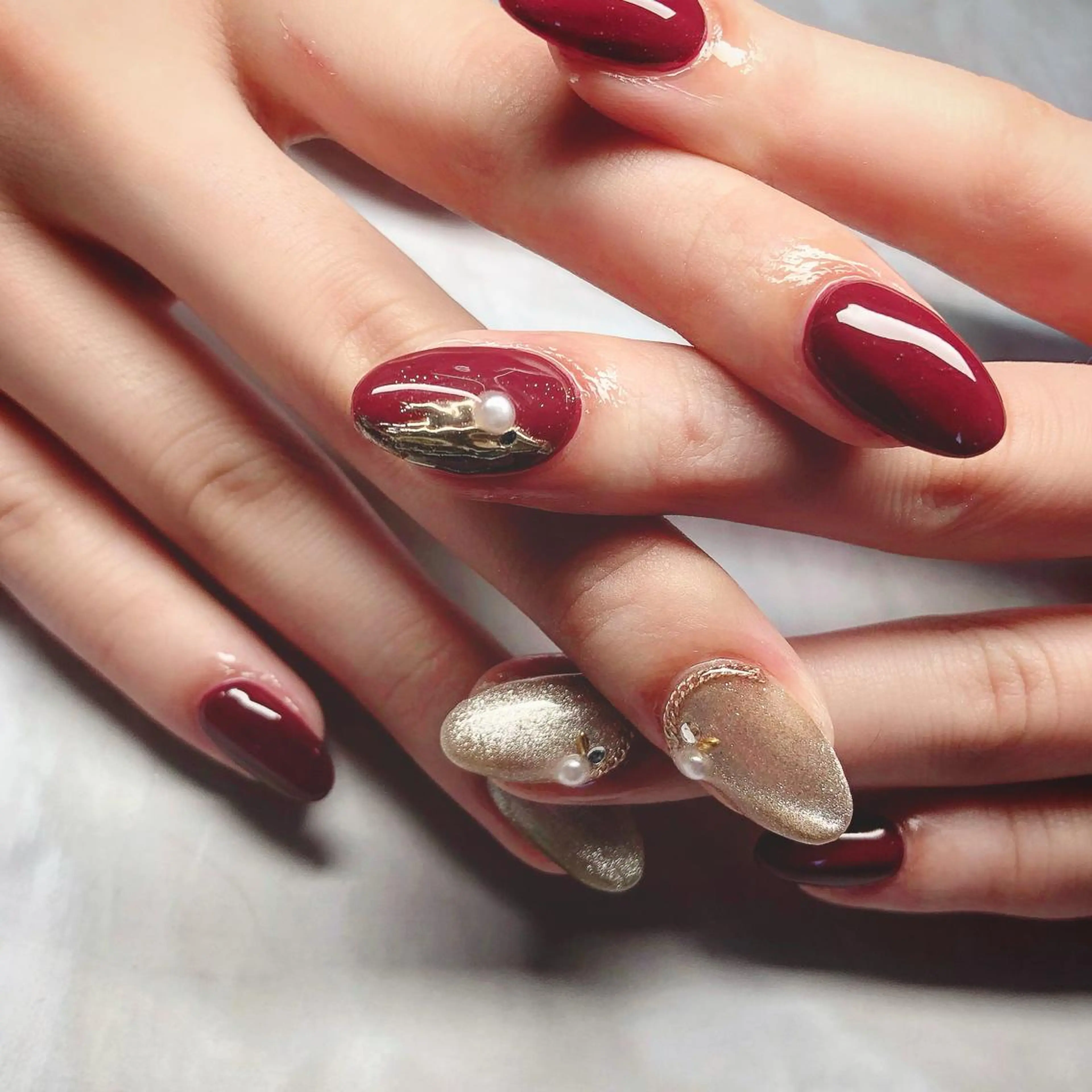 持ち込みデザイン2本アートの写真