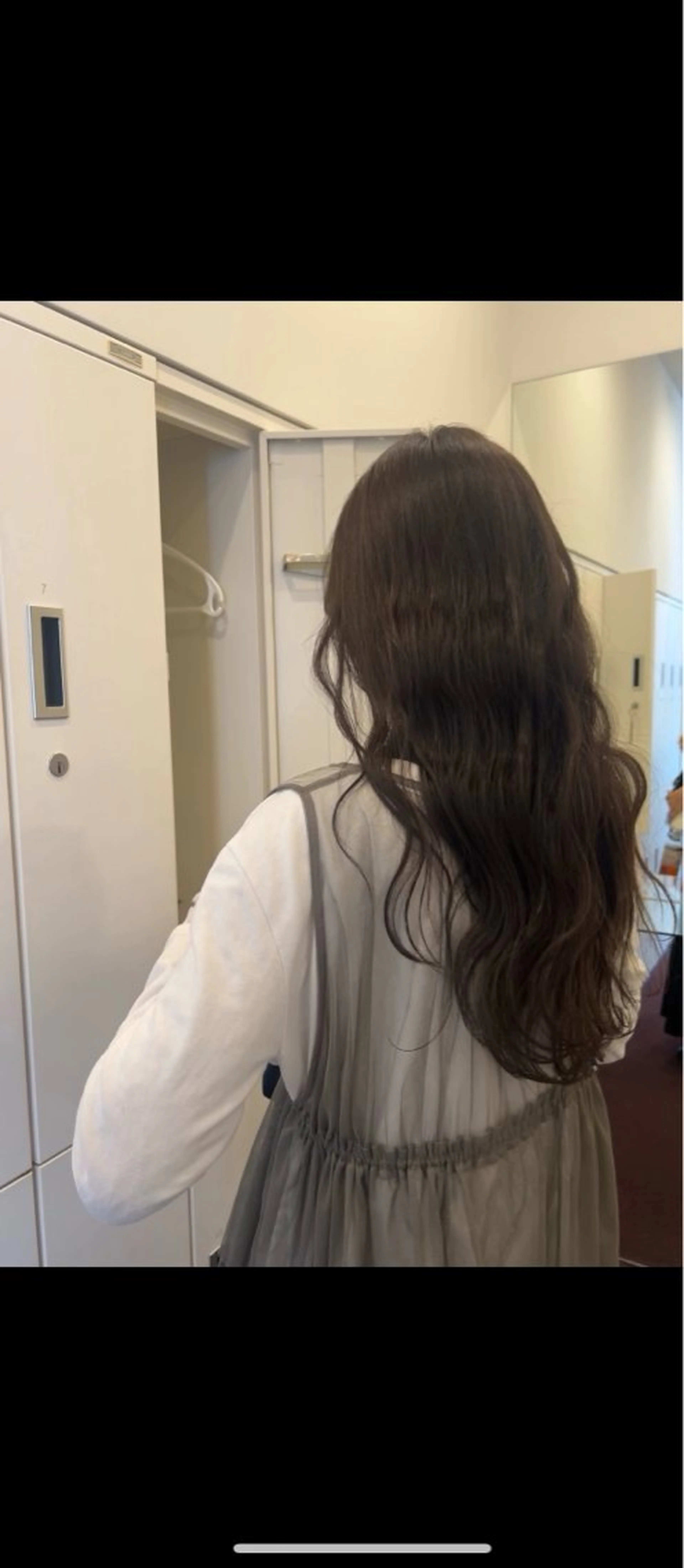 ロング カラー ブラウンカラー 透明感カラー オリーブブラウン CLEO hair fika所属・山本 夏樹のヘアスタイル