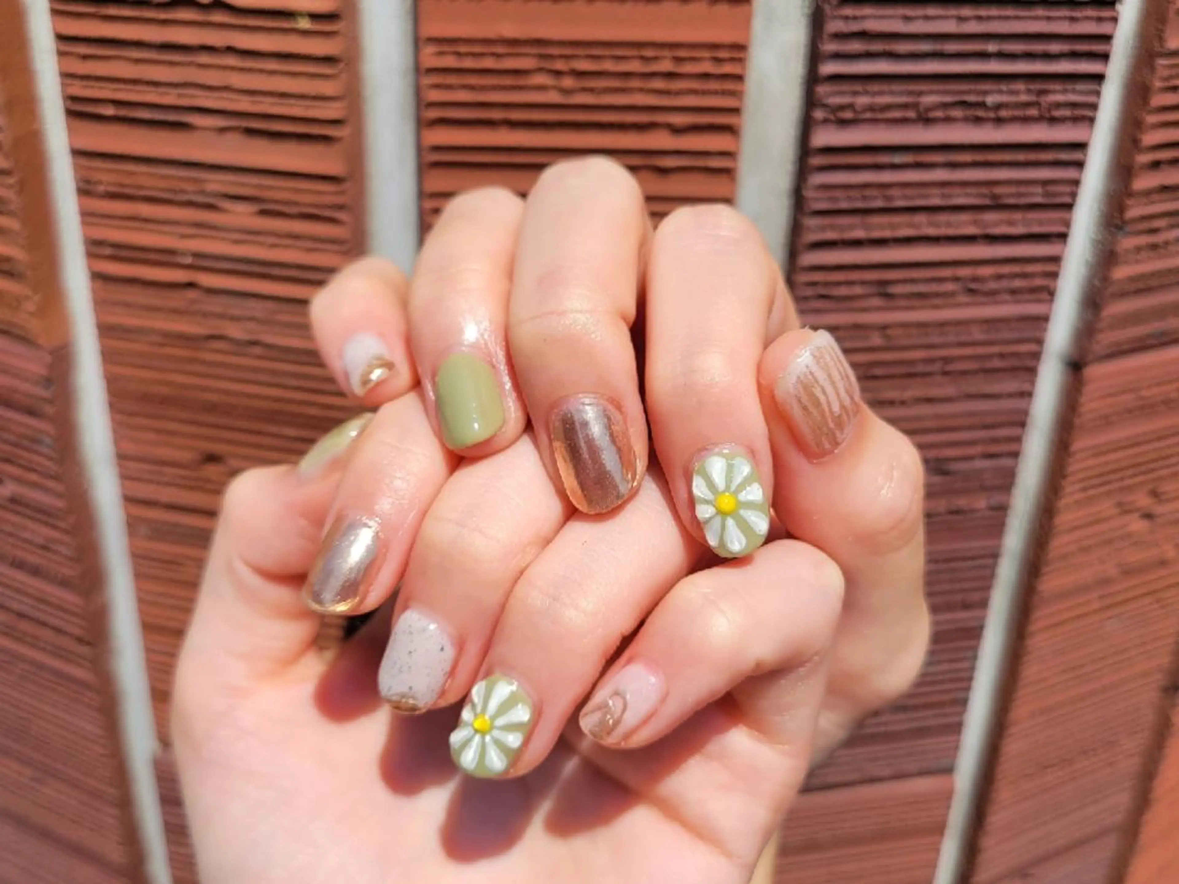 ネイル ピスタチオネイル ハンドネイル ハンドケア 櫛の屋浜口店所属・櫛の屋浜口店 sumireのネイルデザイン