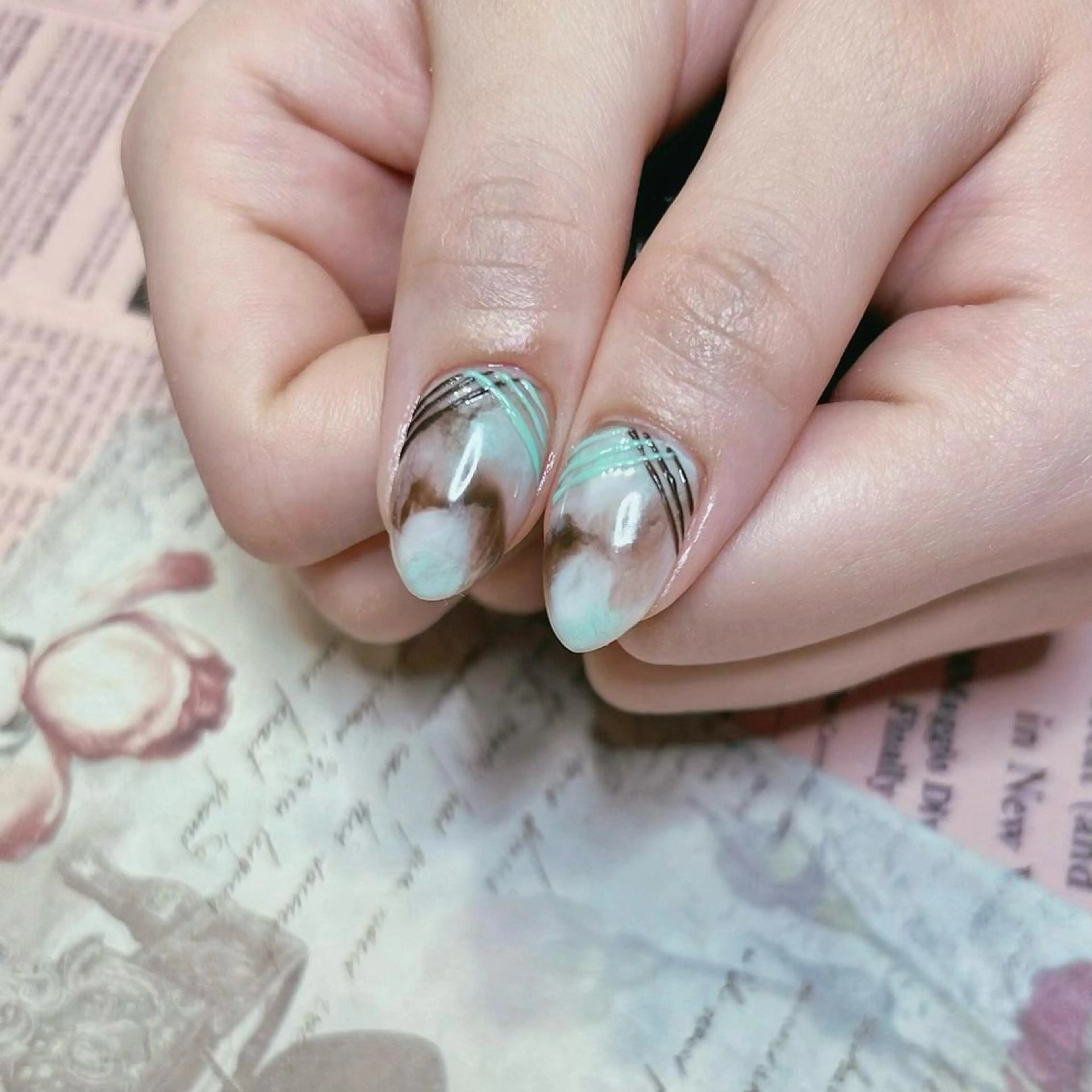 ネイル NOIROUGE所属・NOI ROUGEのネイルデザイン