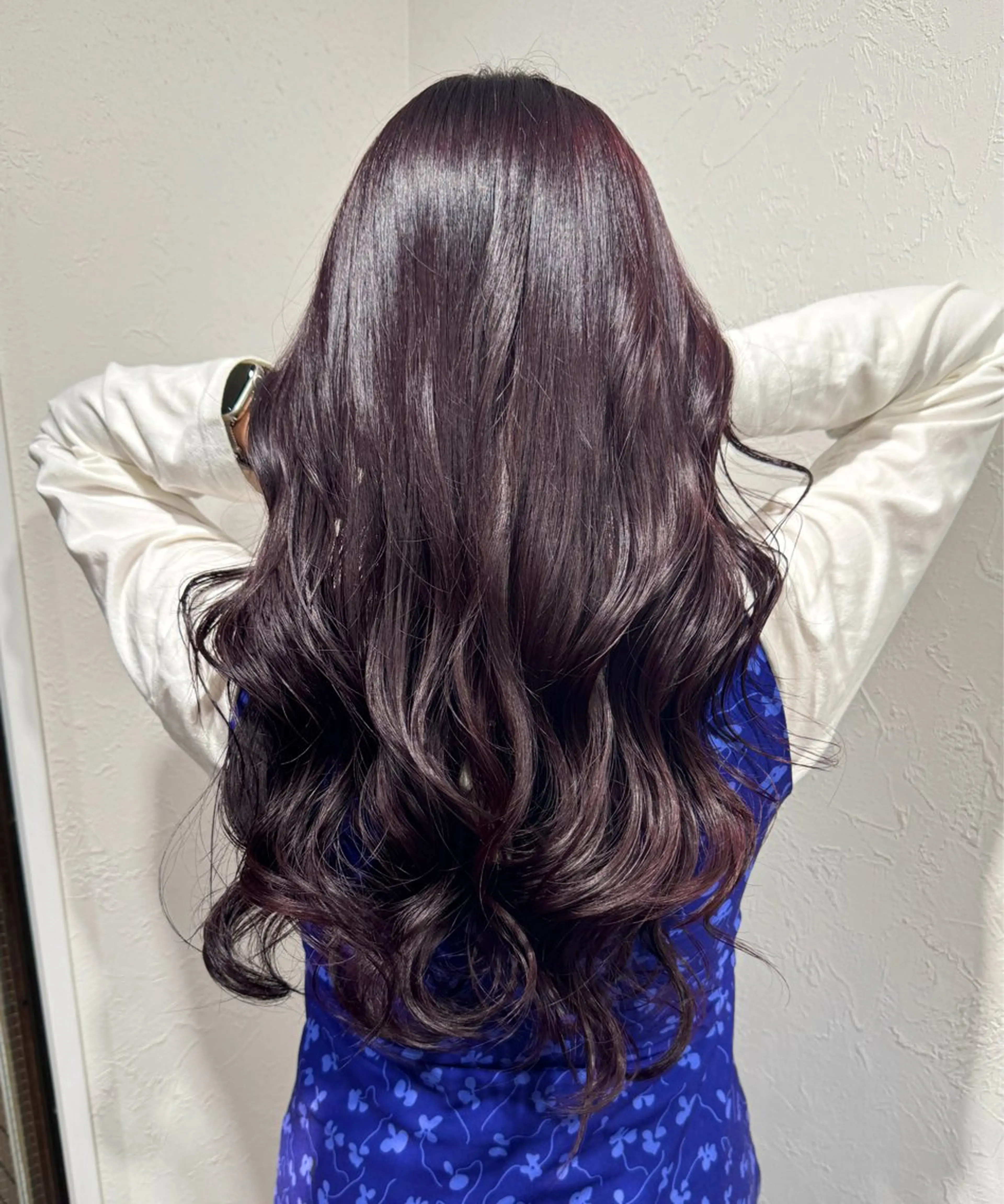 ロング カラー ヘアカラー ハイトーン/レイヤー /艶カラー🎀のヘアスタイル