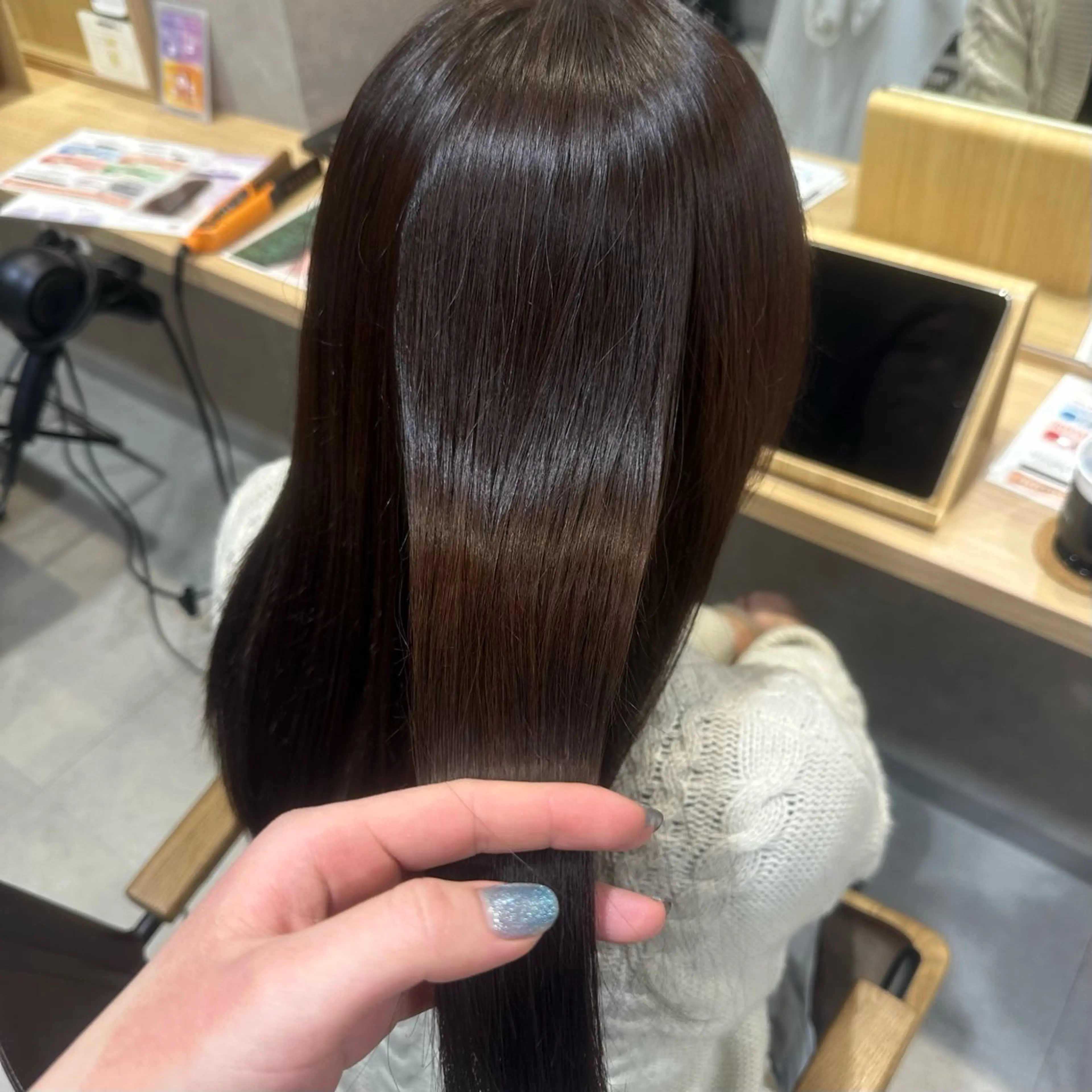 ロング カラー ブラウンカラー 松尾 麗実のヘアスタイル