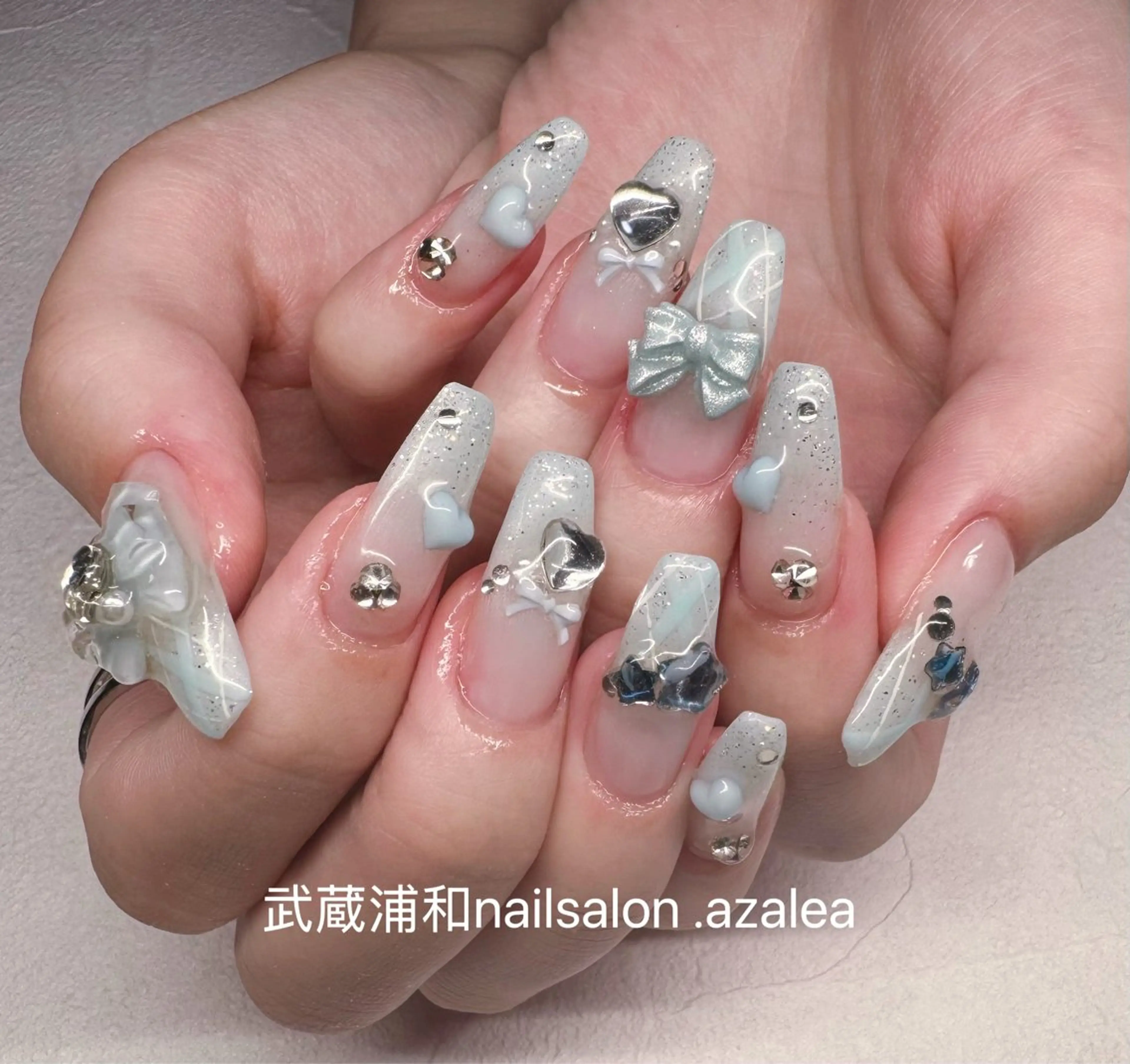 ネイル ハンドネイル R inのネイルデザイン