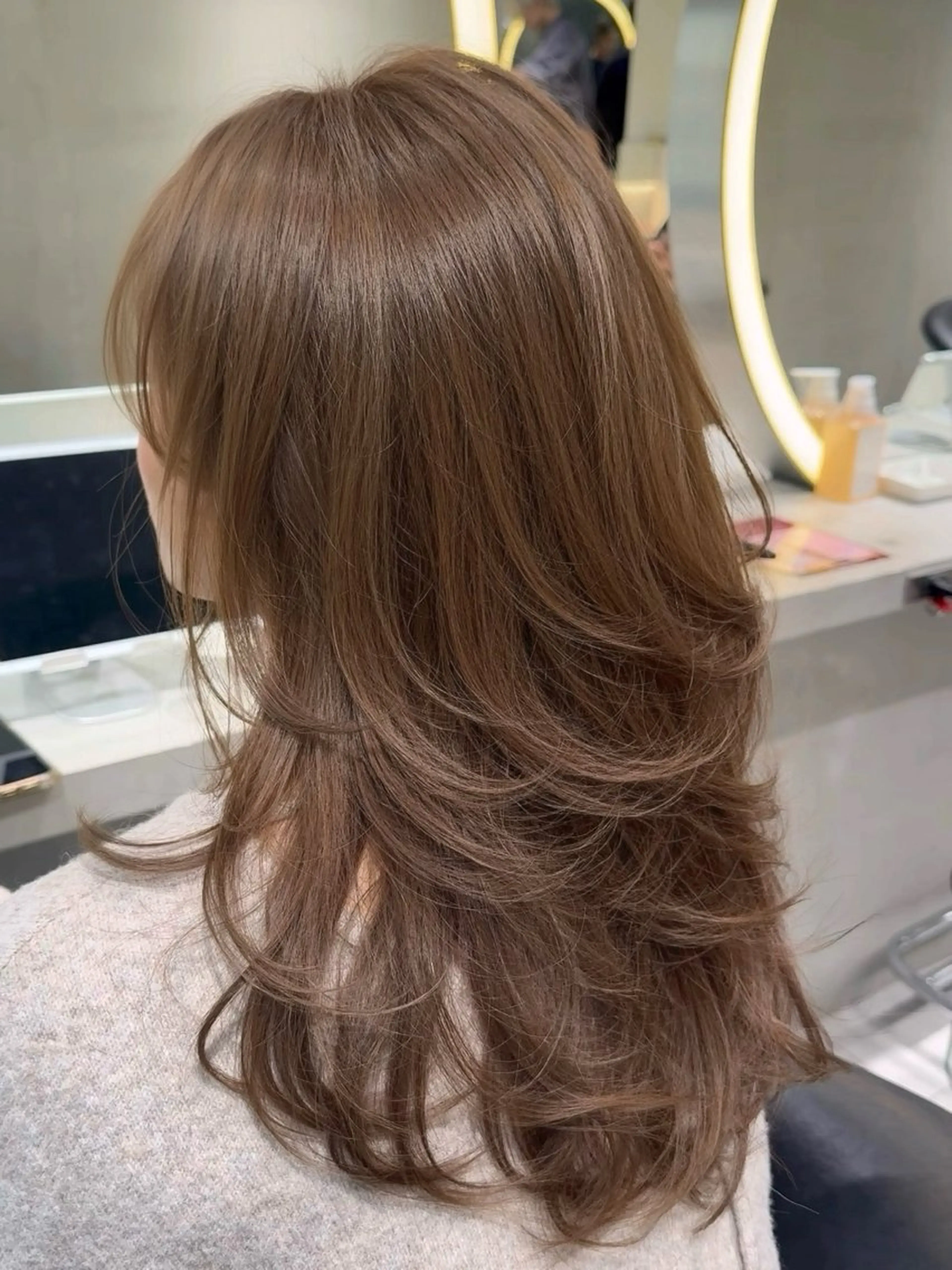 ロング カラー ブリーチ 透明感カラー ダブルカラー ブリーチなしカラー 顔周りカット ヘアカラー ユナ / lond uluのヘアスタイル