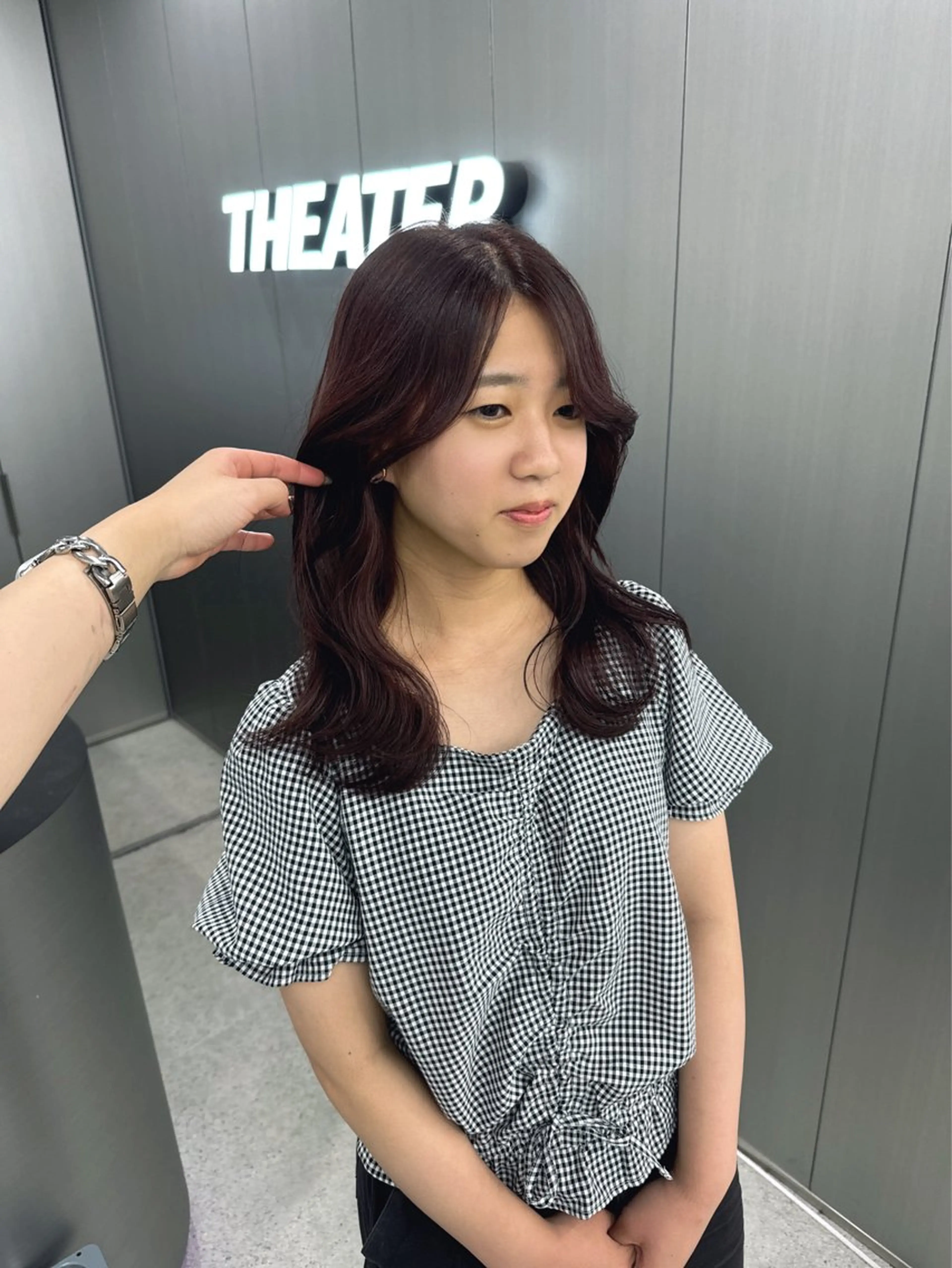 ロング カラー 暗髪🩶ラベンダー/ ブルー/ユウナ🤍のヘアスタイル