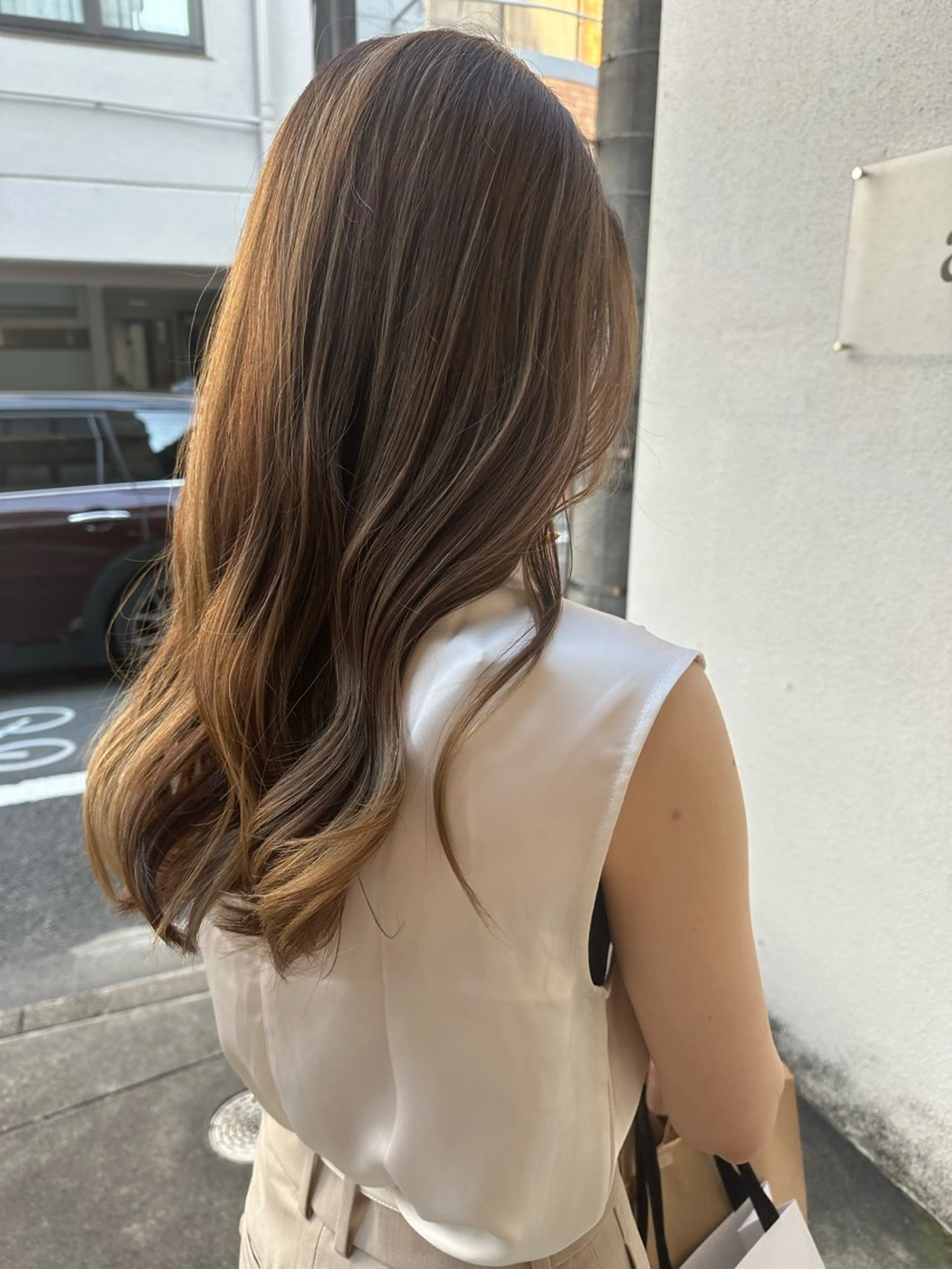 ロング カラー ambient所属・渡邉 ひかるのヘアスタイル