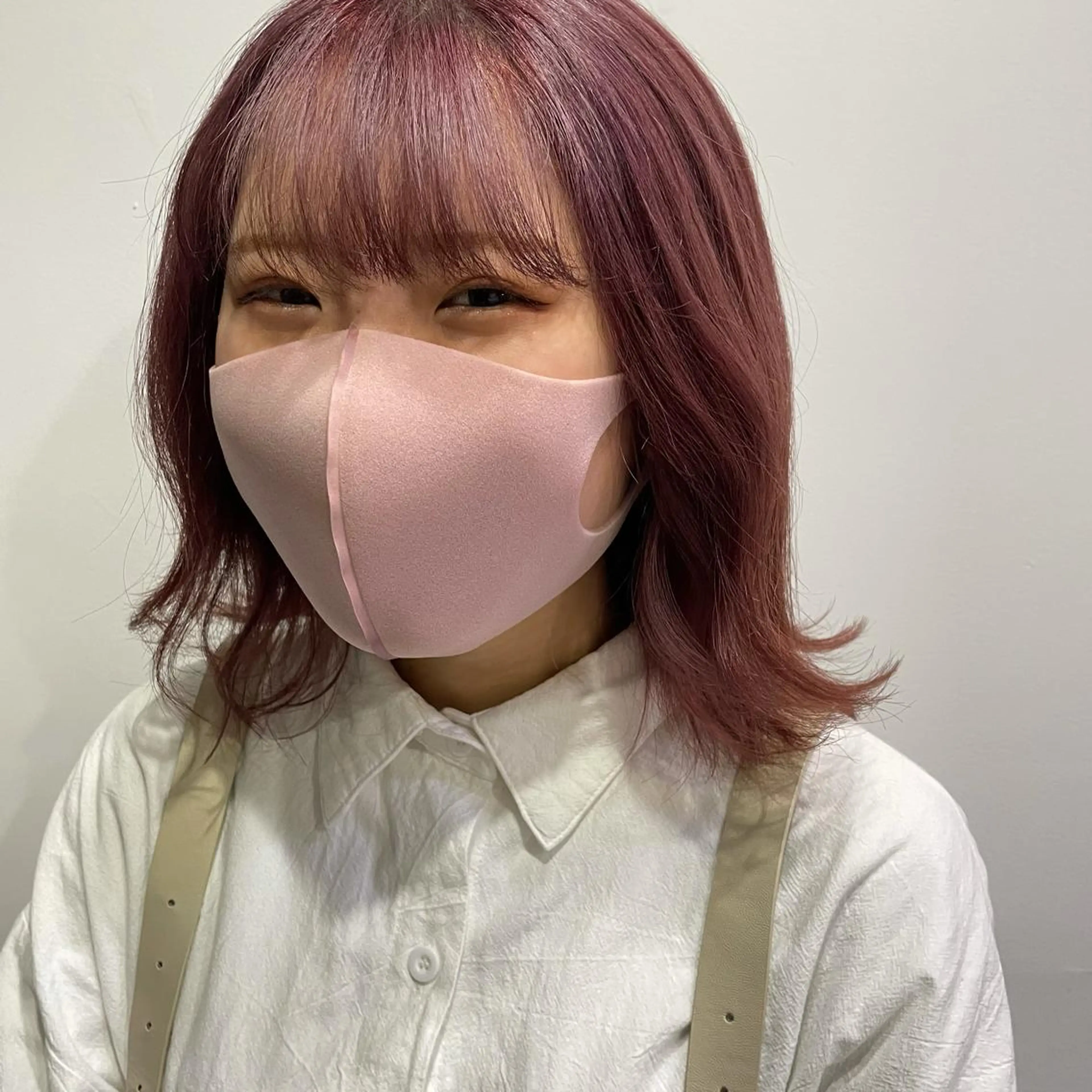 ショート カラー ピンクカラー silo所属・silo MOKA 顔周りカット🦦のヘアスタイル