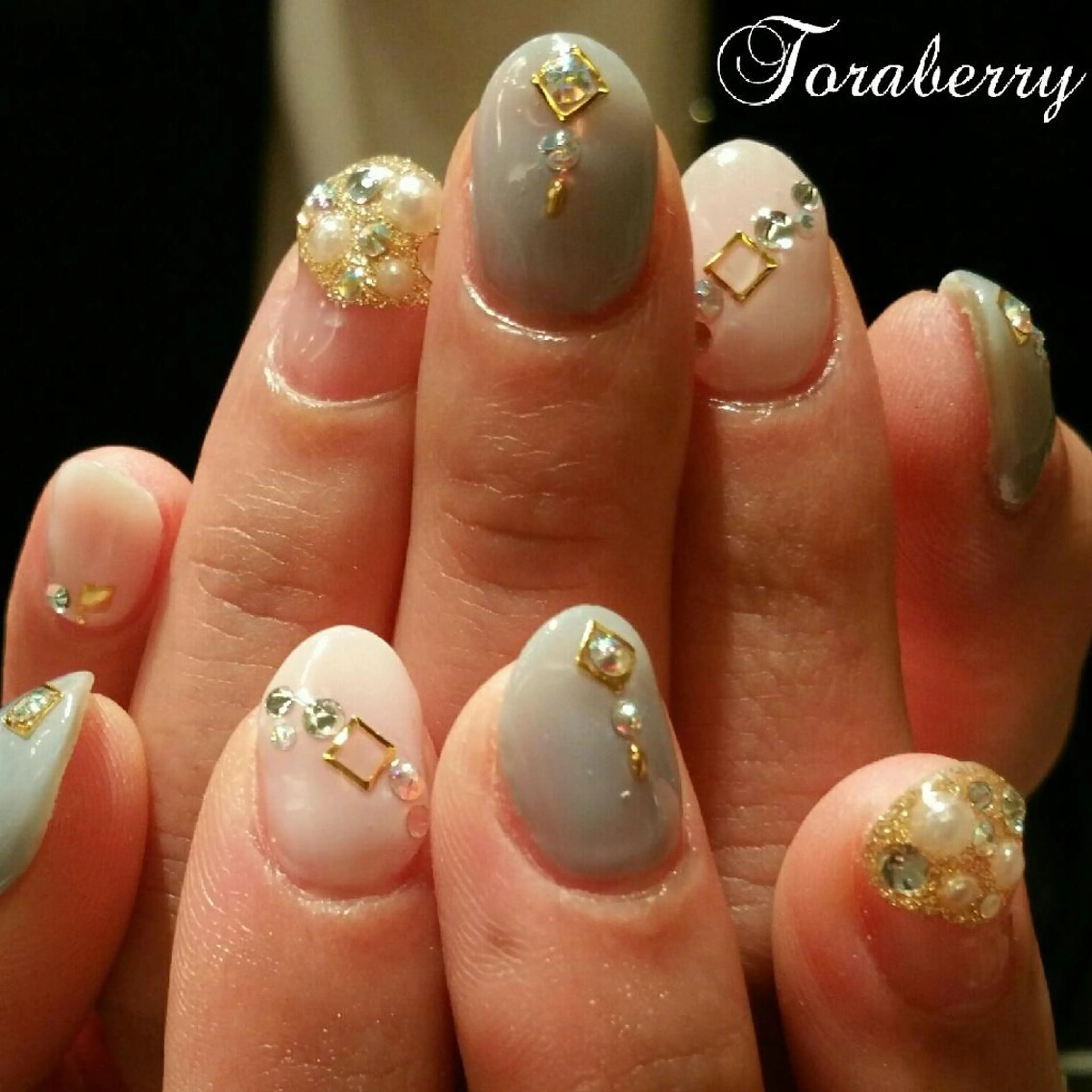 ネイル ネイリスト なつみのネイルデザイン