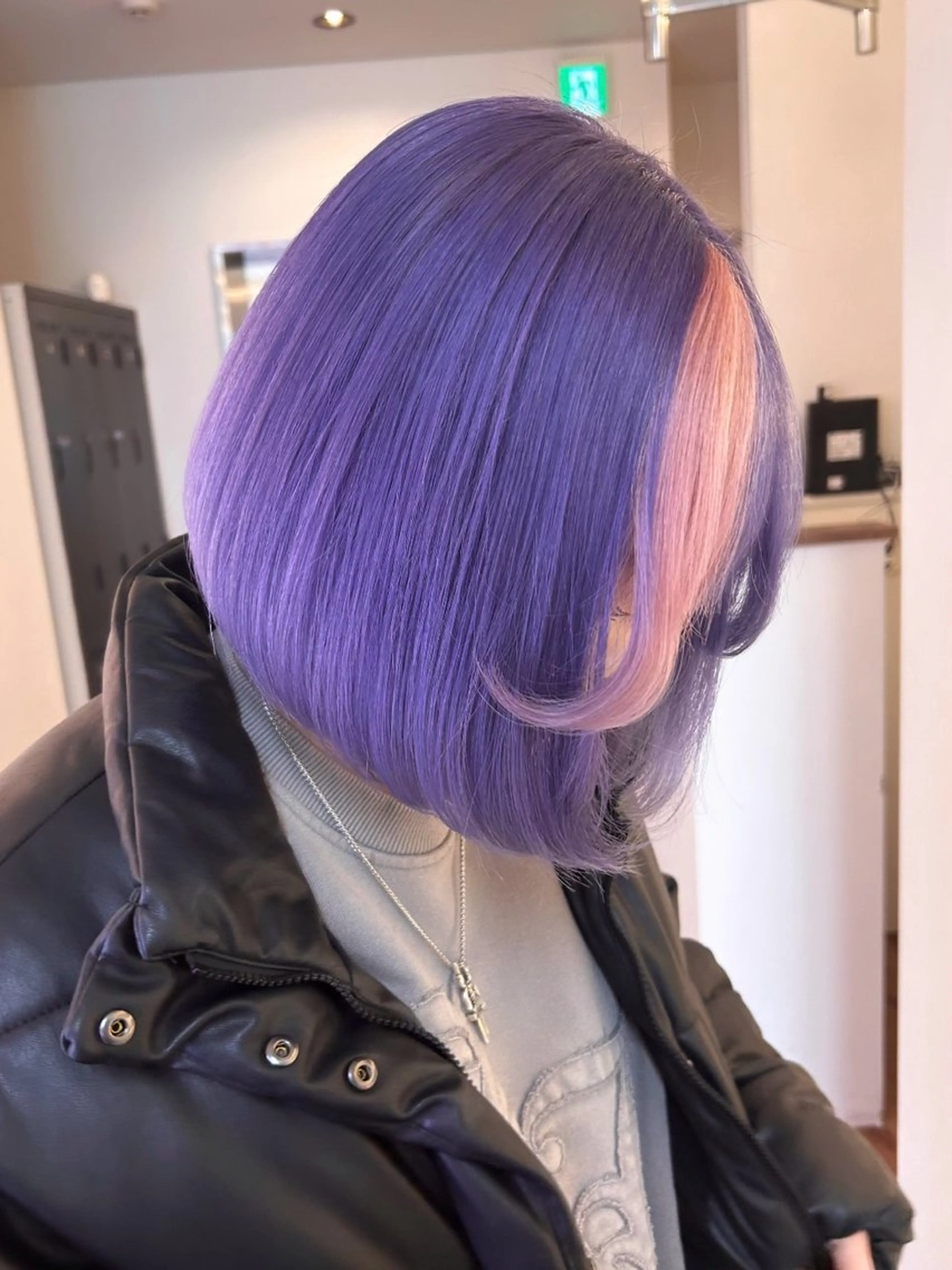 ショート カラー ヘアカラー トリートメント MARQUEE所属・Ayame / ハイトーンカラーのヘアスタイル