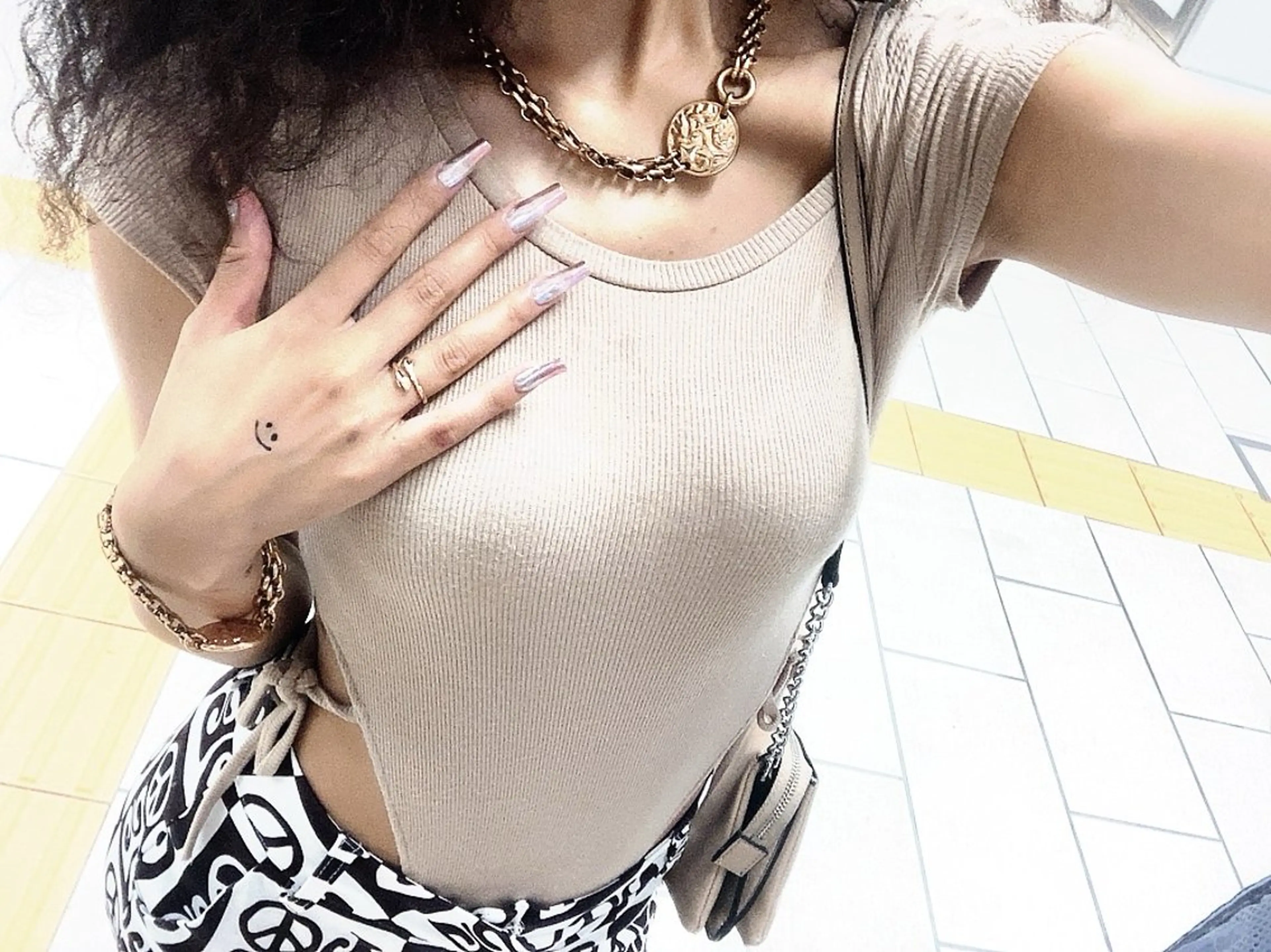 ネイル ハンドネイル 海外ネイル u4me🦄💜のネイルデザイン