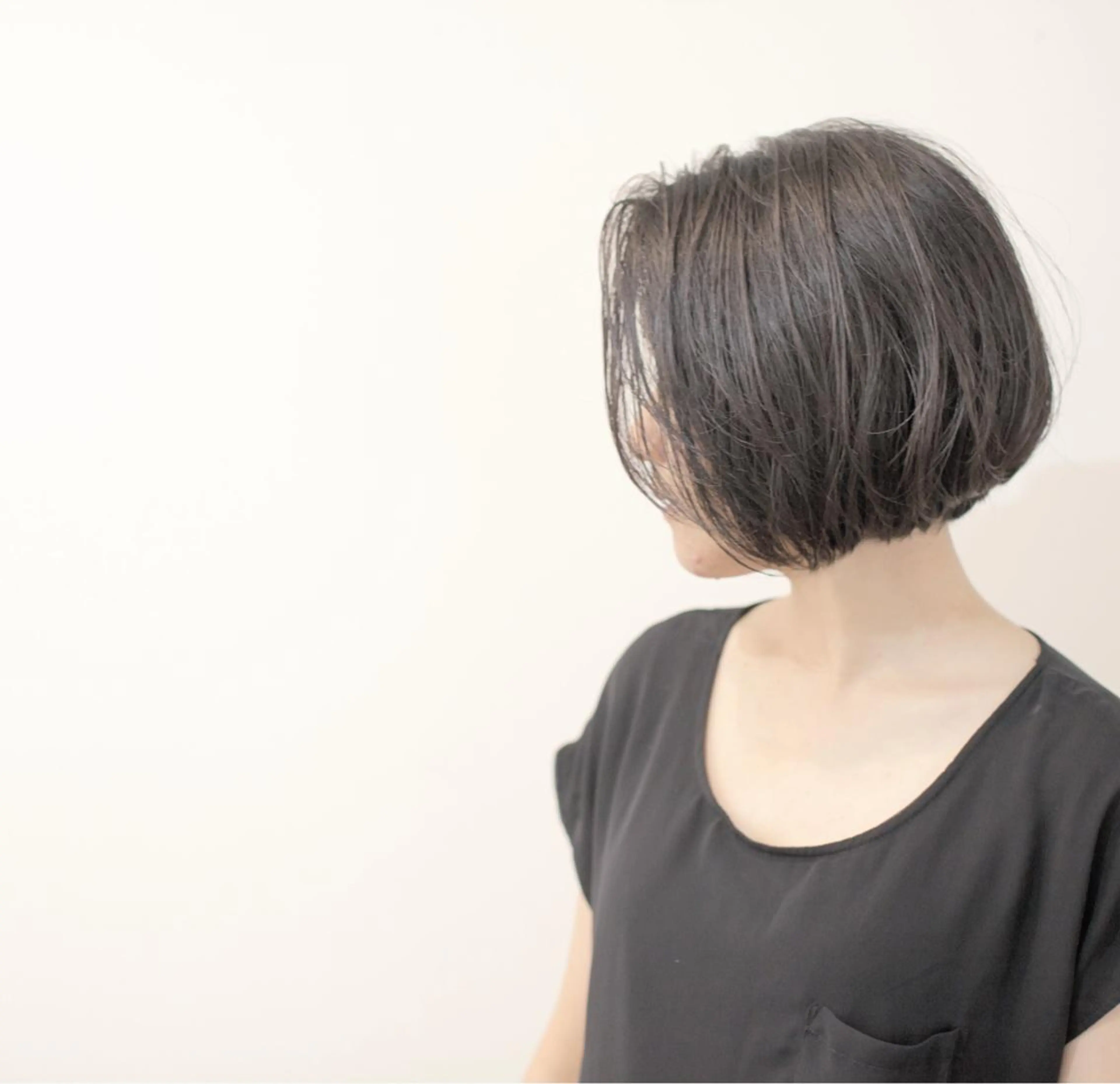 ミディアム カラー パーマ ヘアアレンジ アッシュ グラデーションカラー ハイライトカラー ハイライト おくれ毛 Mariana/ 鶴原-ハイライトのヘアスタイル