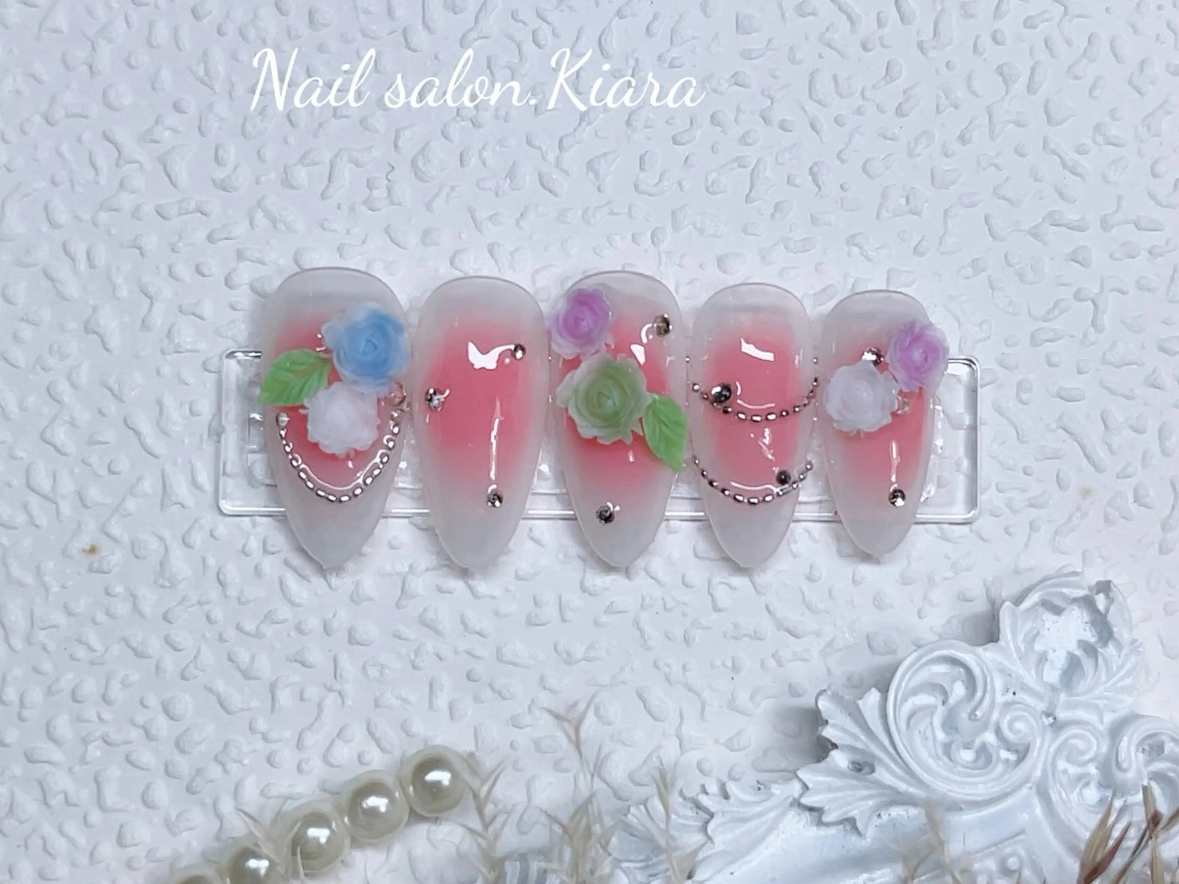ネイル 🍭Kiara Nail🍭のネイルデザイン