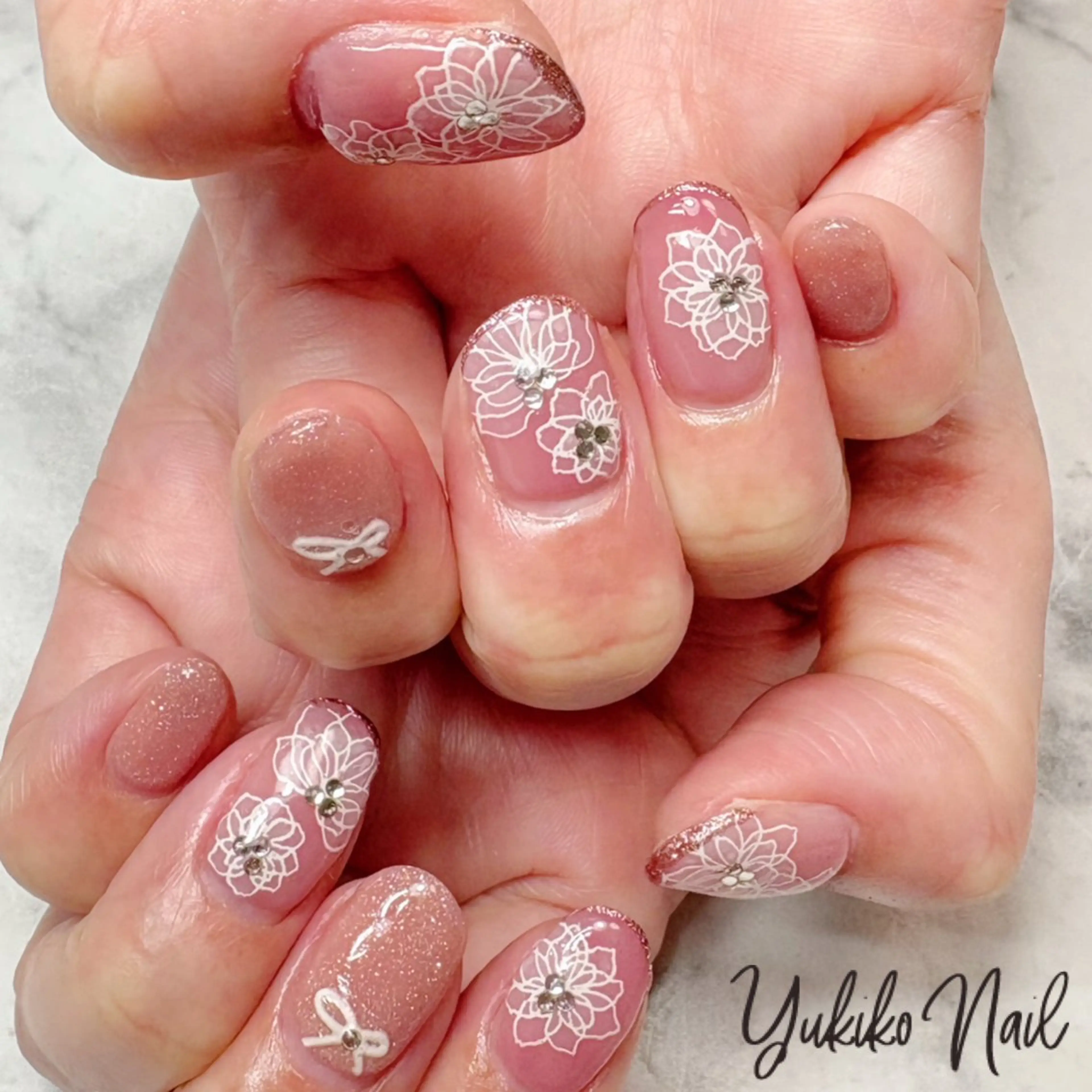 ネイル フラワーネイル ピンク ピンクベージュ 春ネイル ハンドネイル ユキコ ネイルのネイルデザイン