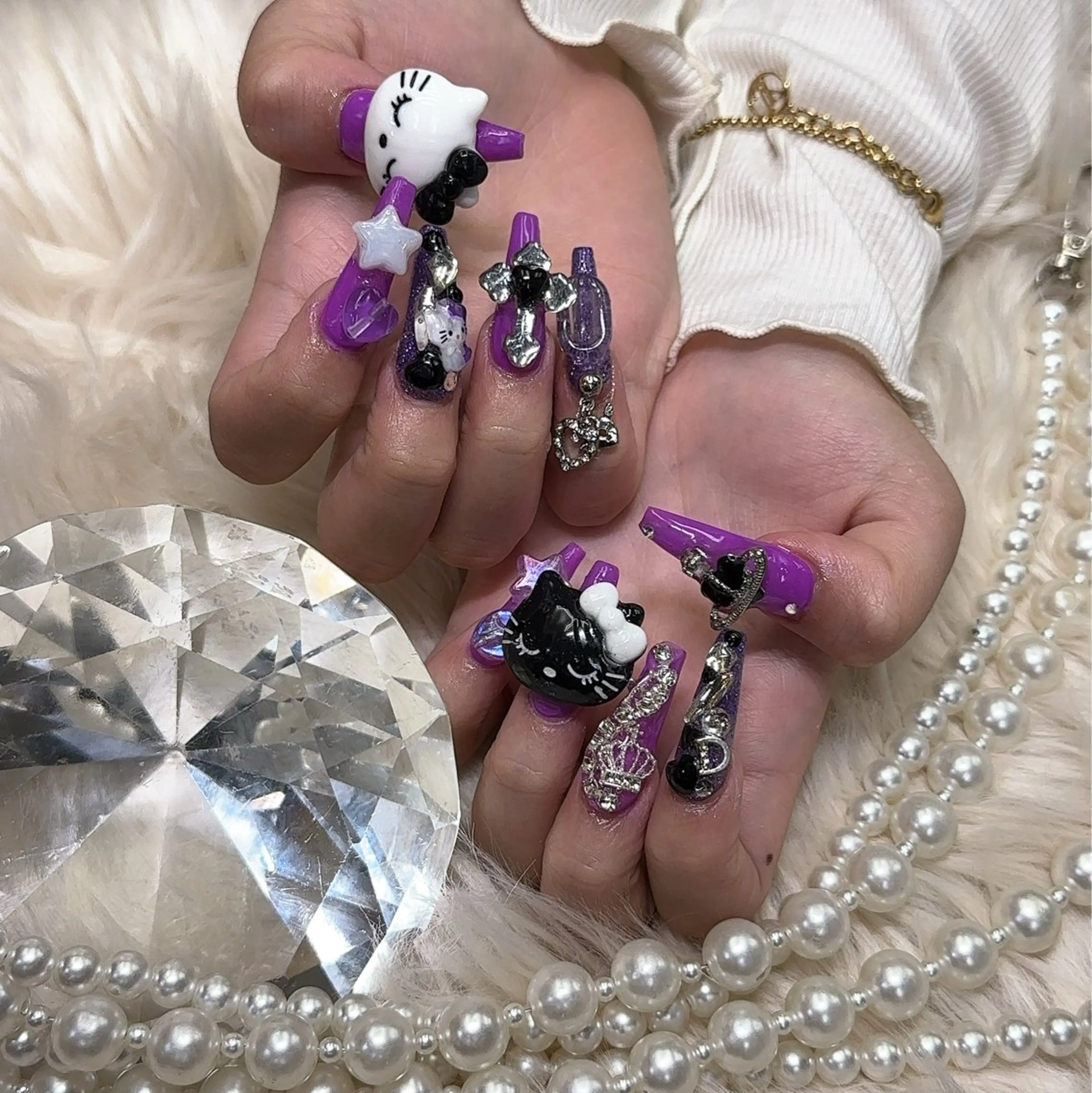 ネイル ハンドネイル ベスティオーラ所属・ニコ ニコのネイルデザイン