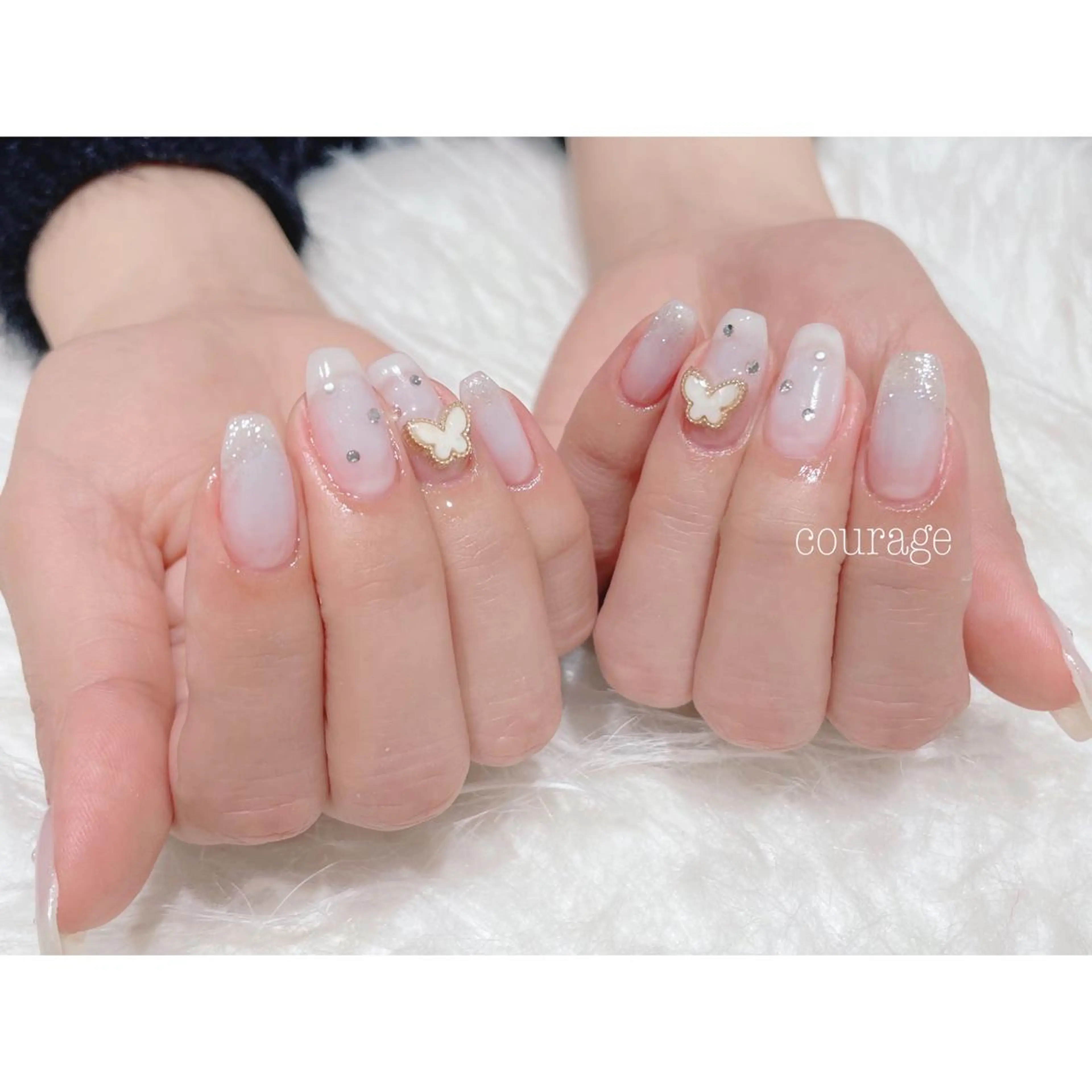 ネイル ブルー チークネイル ネイルサロンcourage所属・ネイルサロン courageのネイルデザイン