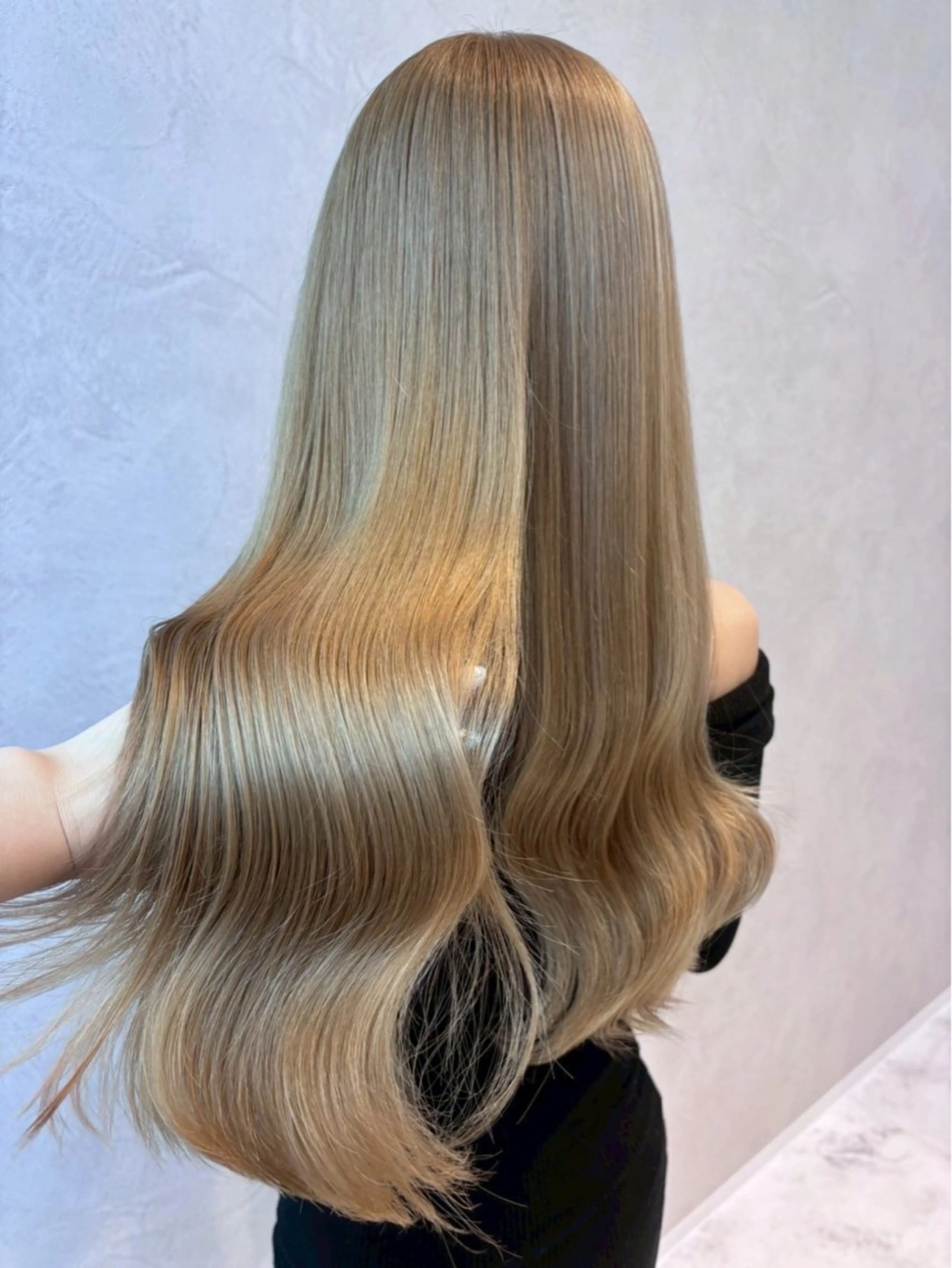 カラー 🍒るい🍒ブリーチ モデル様募集中🌟のヘアスタイル