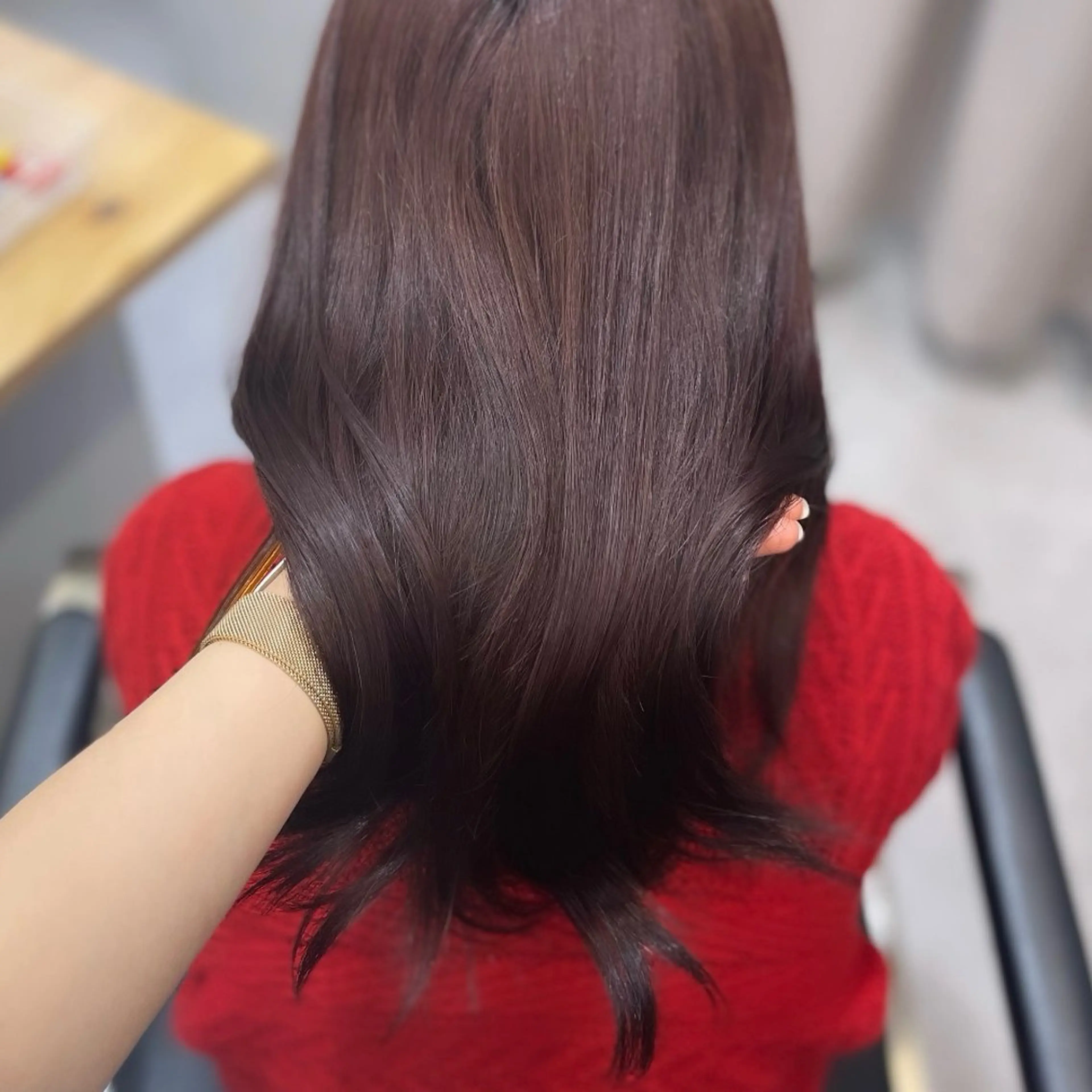 セミロング カラー レッドカラー レイヤーカット カット ヘアカラー Rui/透明感カラー 暖色/レイヤーカットのヘアスタイル