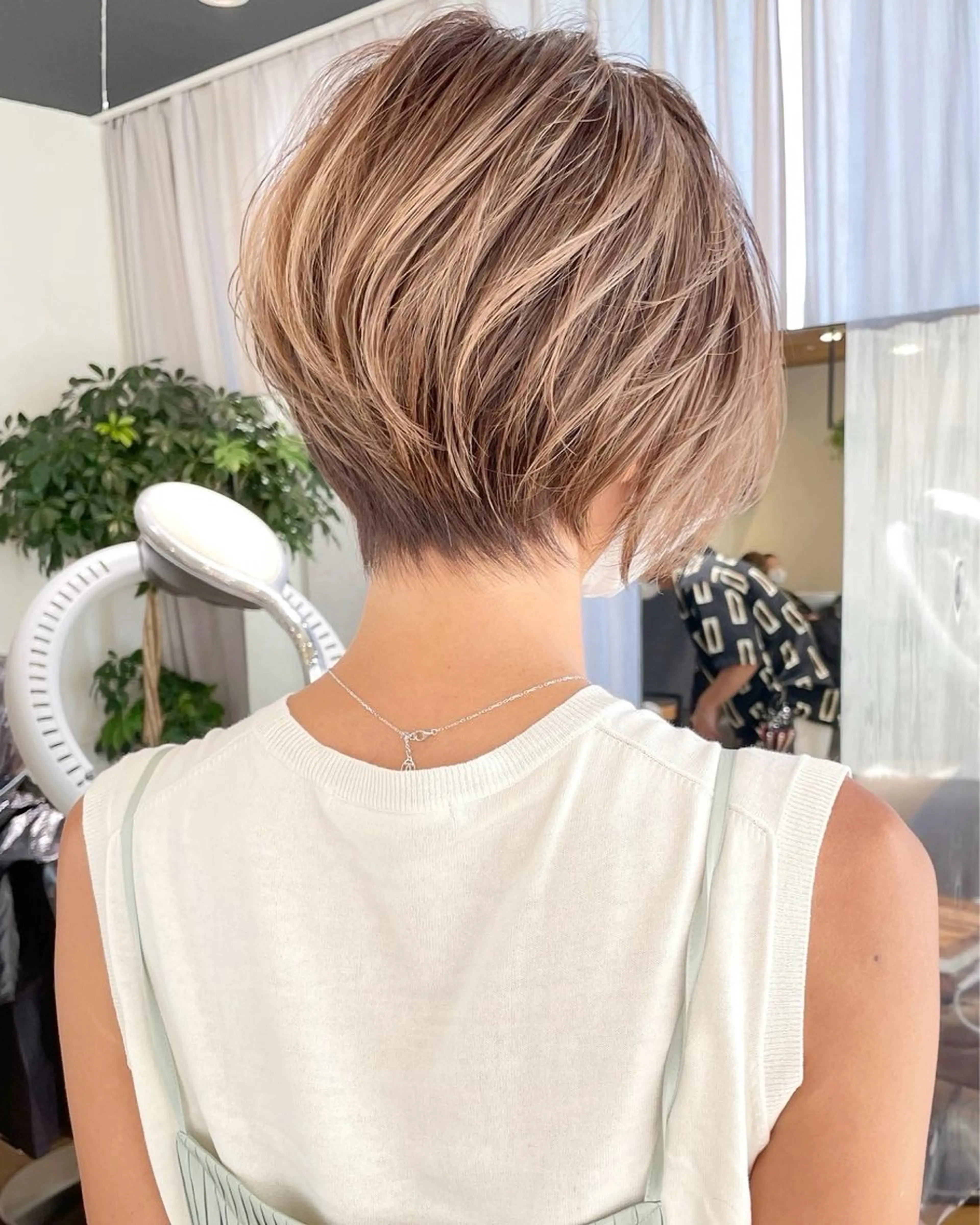 ショート カラー ショートボブ ボブ くびれヘア レイヤーカット ショートヘア GOTODY SHAiRE SALON 天神Bellus店所属・✂︎taiga✂︎ 似合わせショートのヘアスタイル