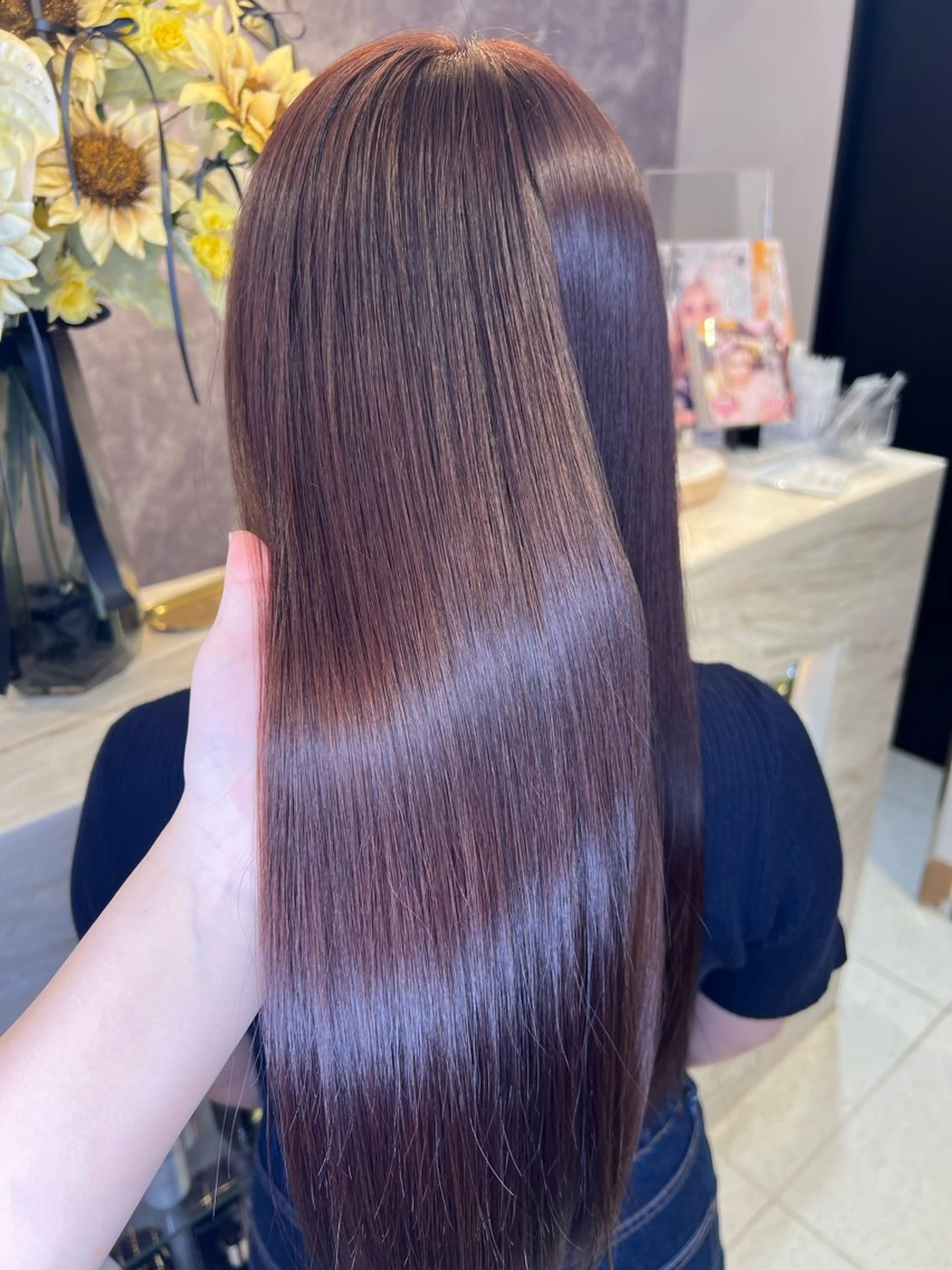 ロング カラー シールエクステ ベージュカラー ブリーチ ケアブリーチ 透明感カラー トリートメント ハイトーン/髪質改善 🦋KASUGA🖤のヘアスタイル