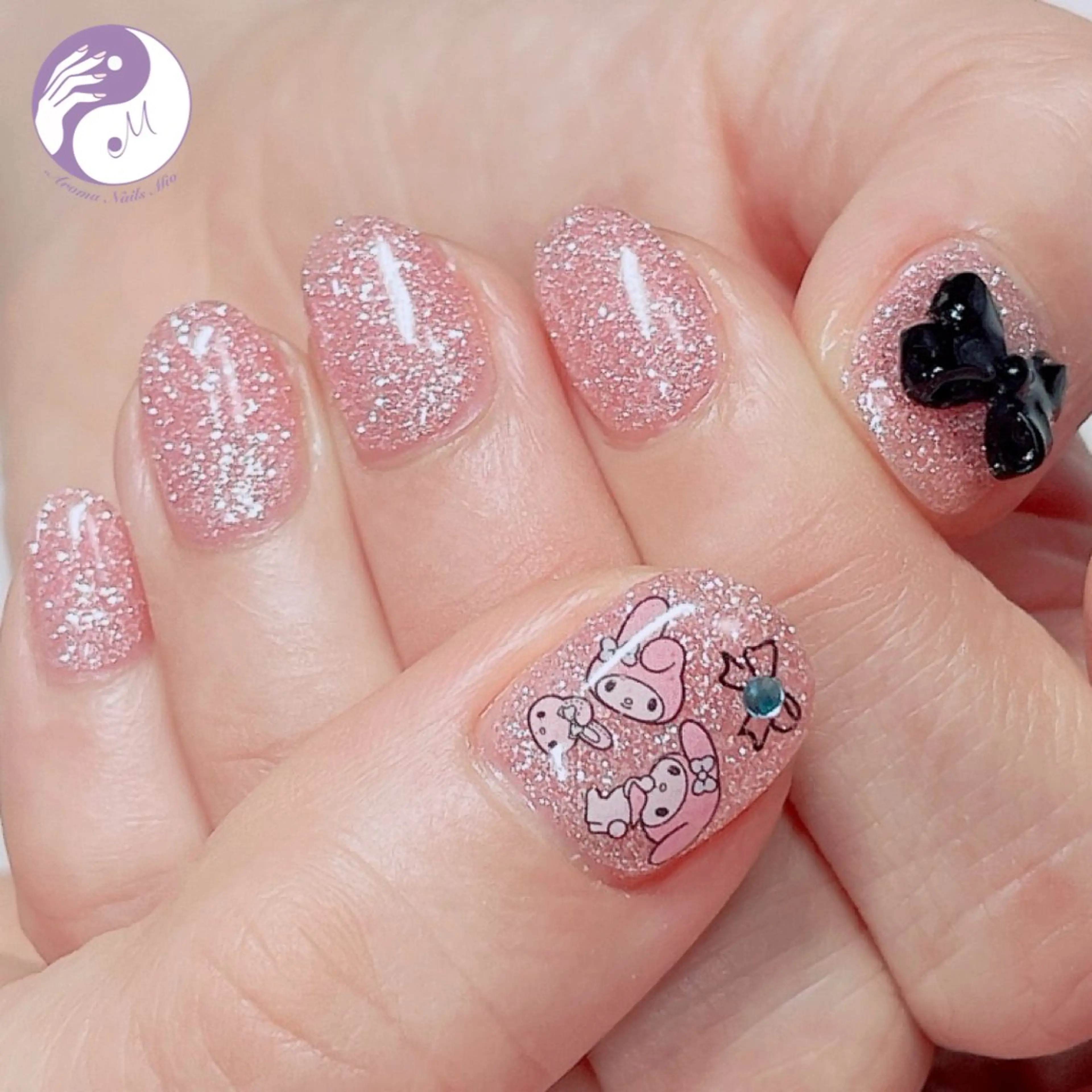 ネイル アートネイル ジェルネイル 持ち込み 赤色 .Nails Mio 赤羽西ネイルサロンのネイルデザイン