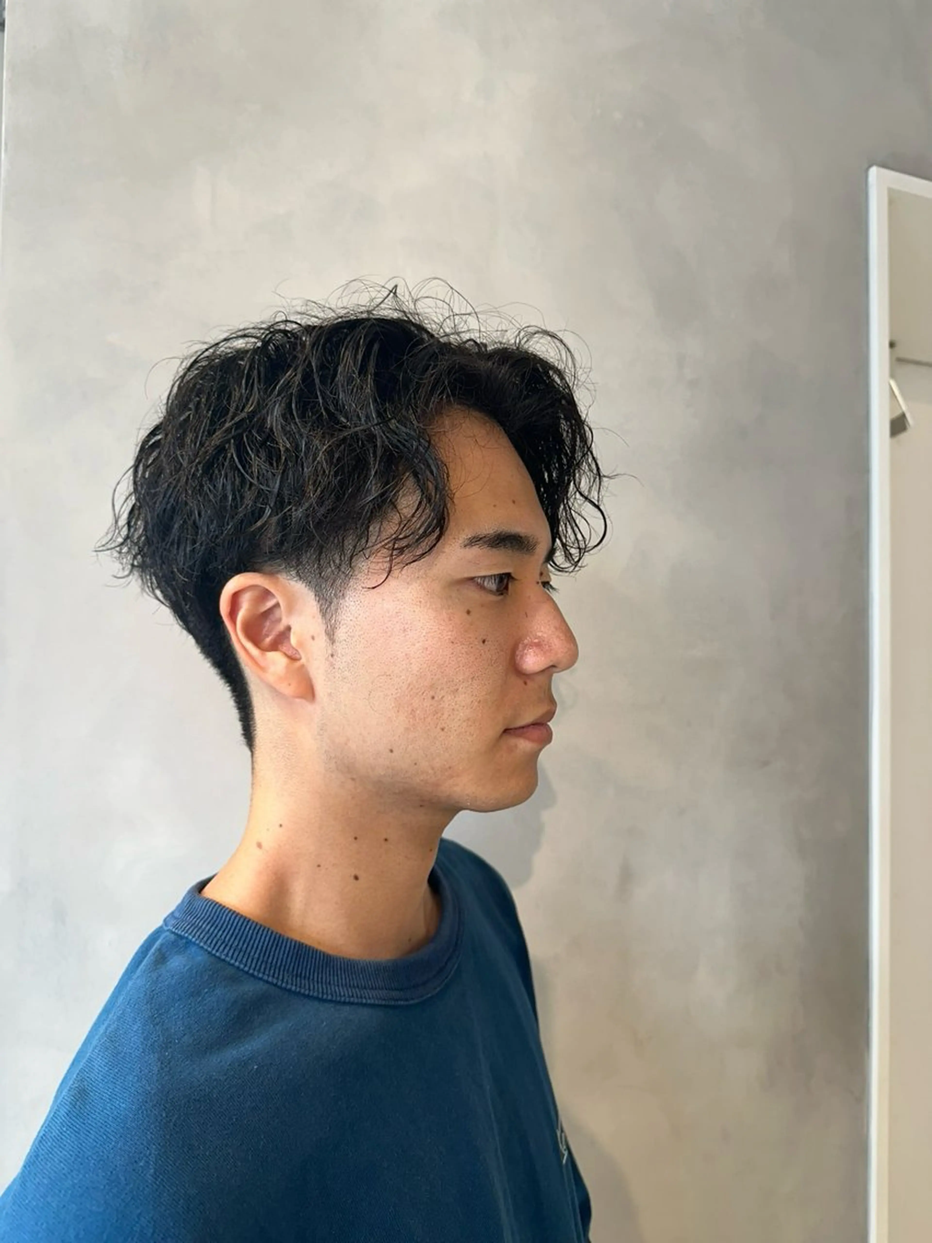 ショート パーマ メンズ パーマ 渋谷レイヤーカット/ 暖色艶カラー🩵高橋のヘアスタイル