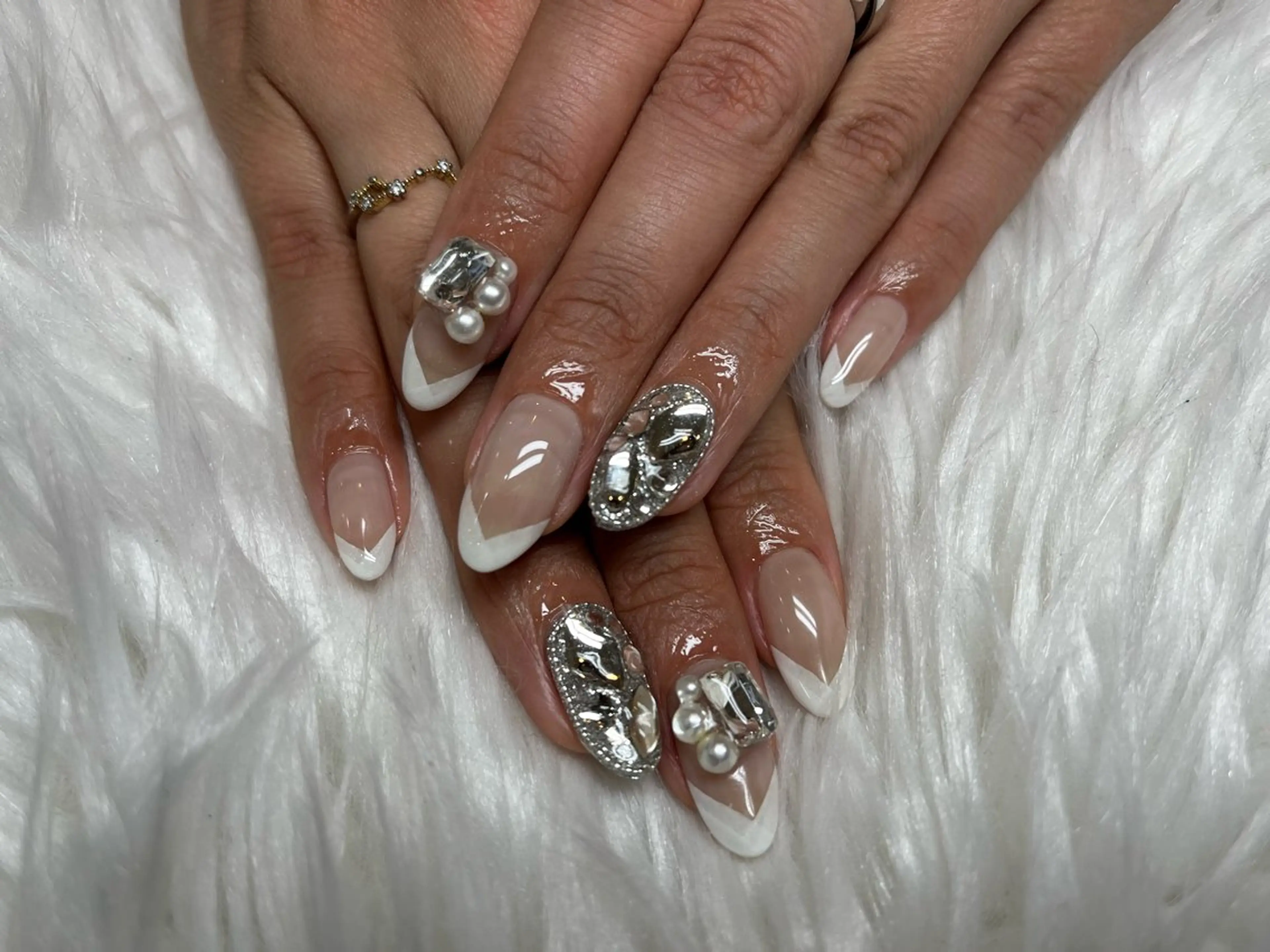 ネイル フレンチネイル ハンドネイル SOARE🤍 🤍のネイルデザイン