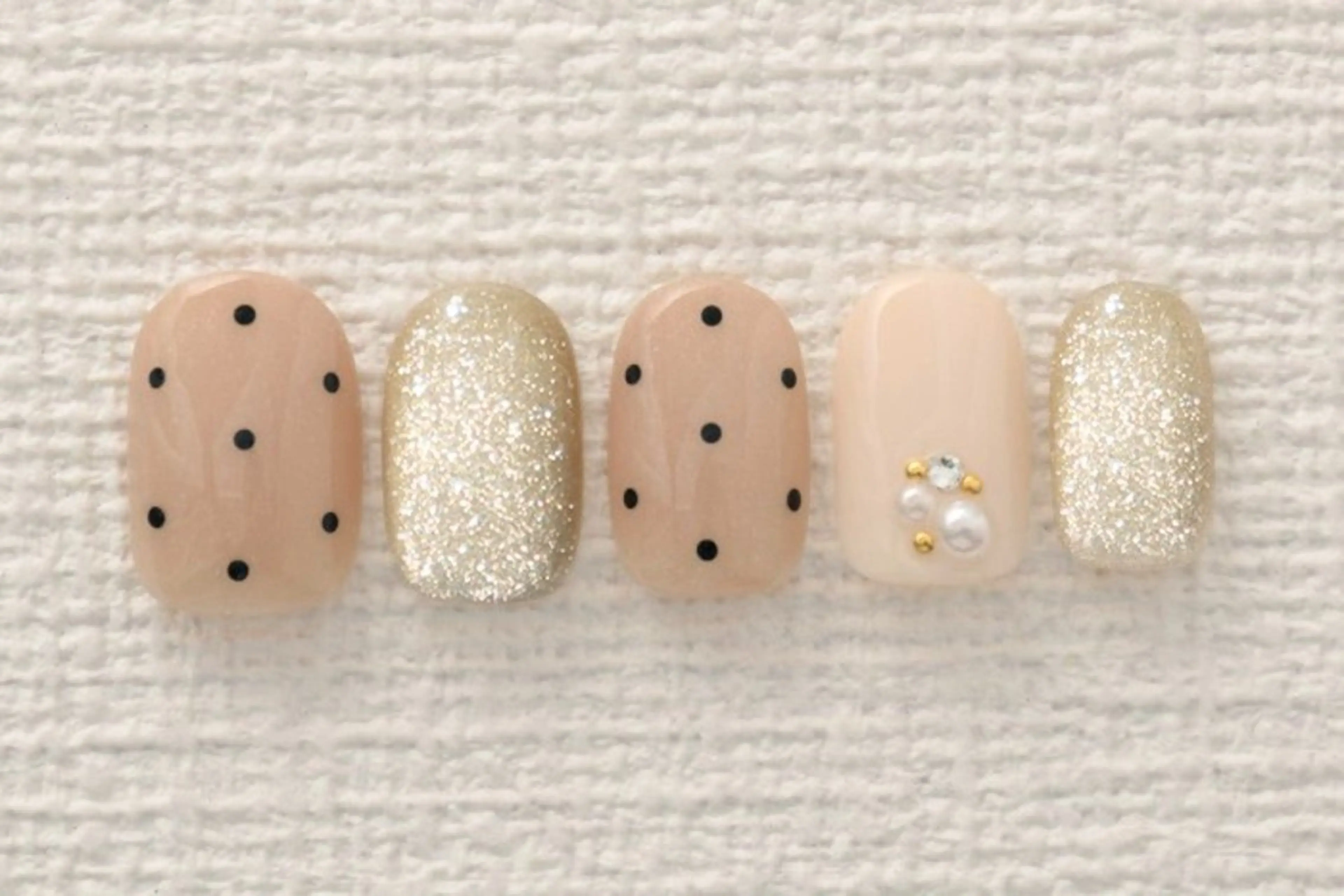 ネイル 長谷川 美穂のネイルデザイン