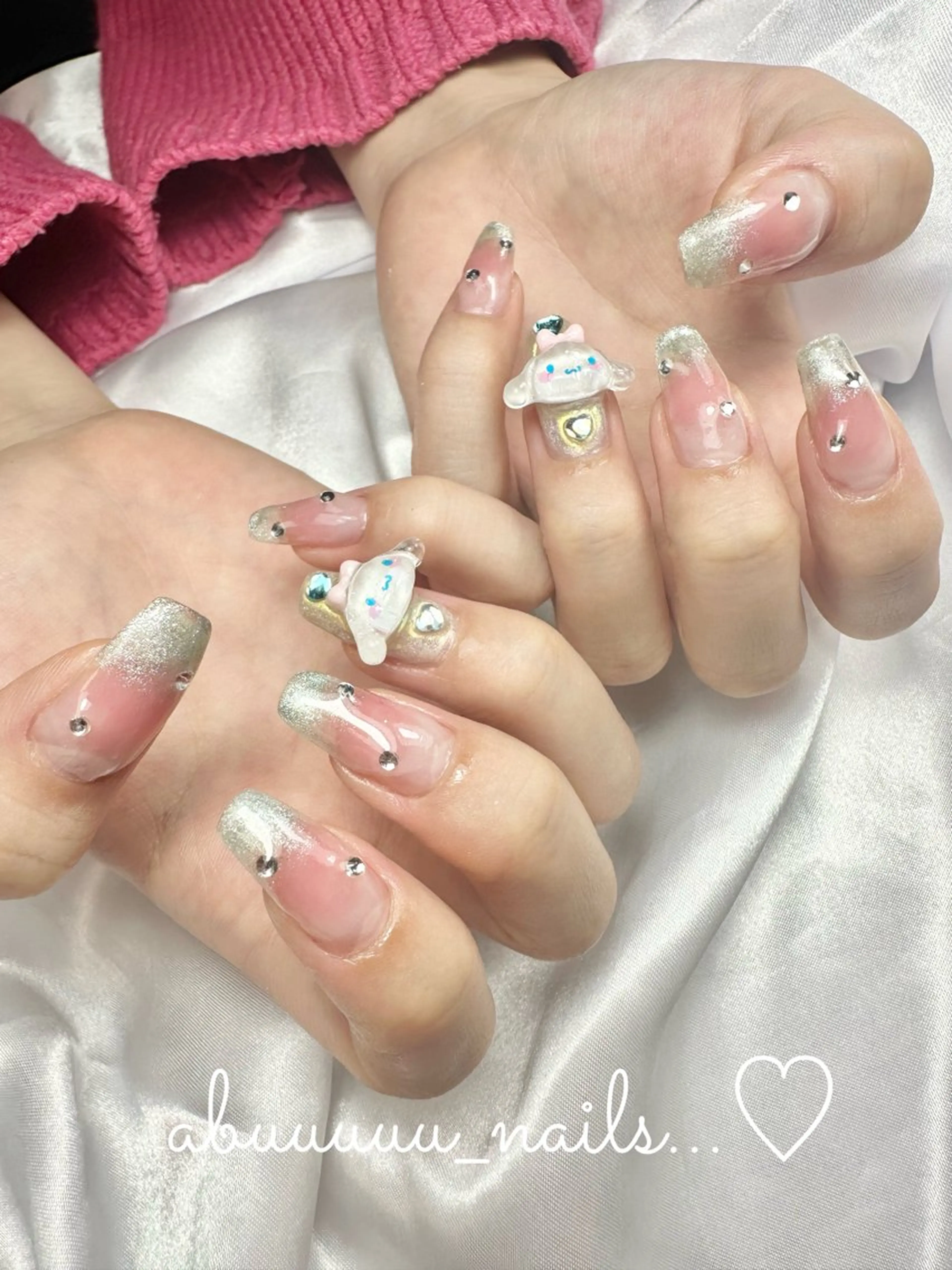 ネイル チークネイル フレンチネイル マグネットネイル マグネットフレンチ ハンドネイル abuuuuu nailsのネイルデザイン