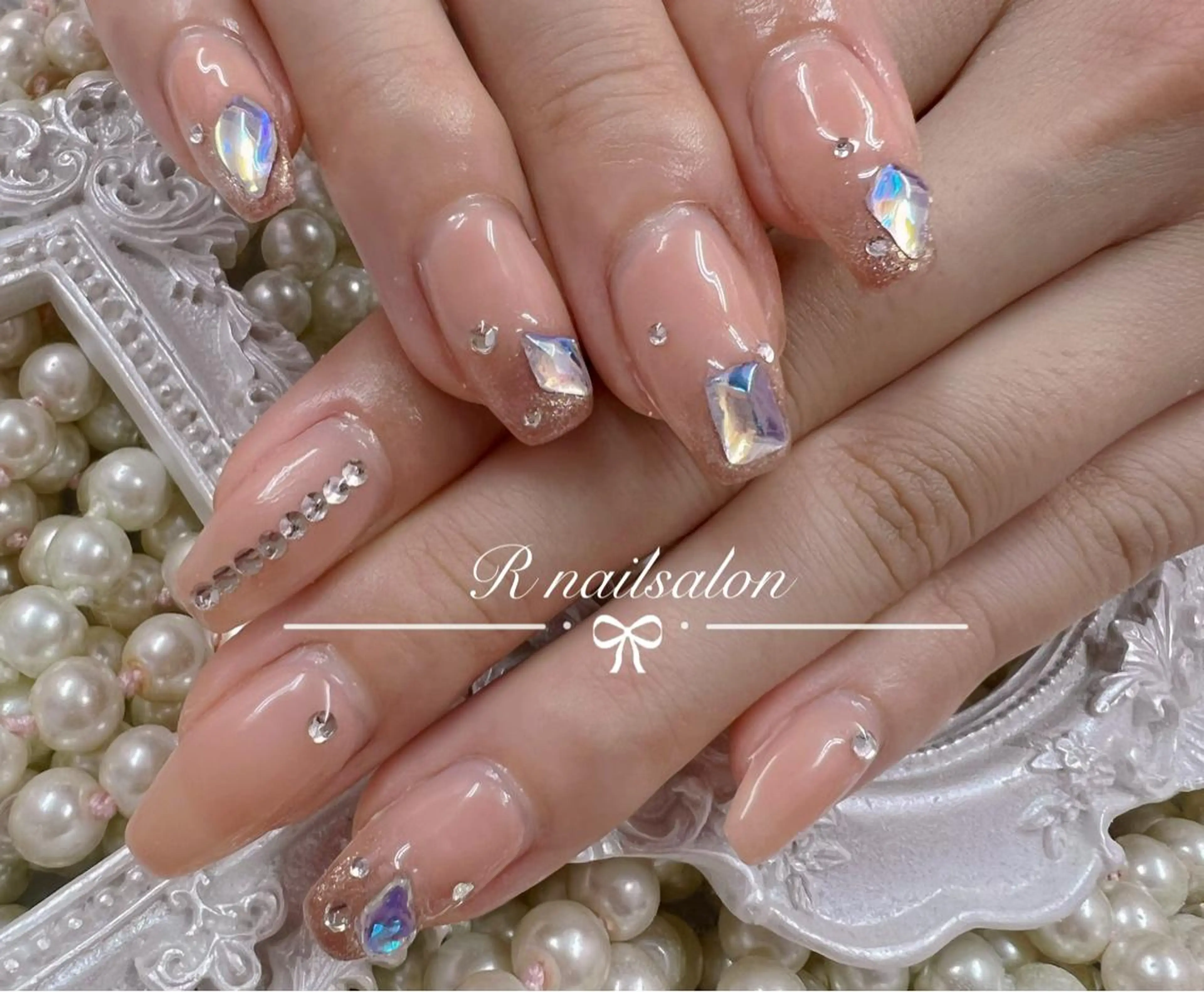 セミロング R NAILSALONのネイルデザイン