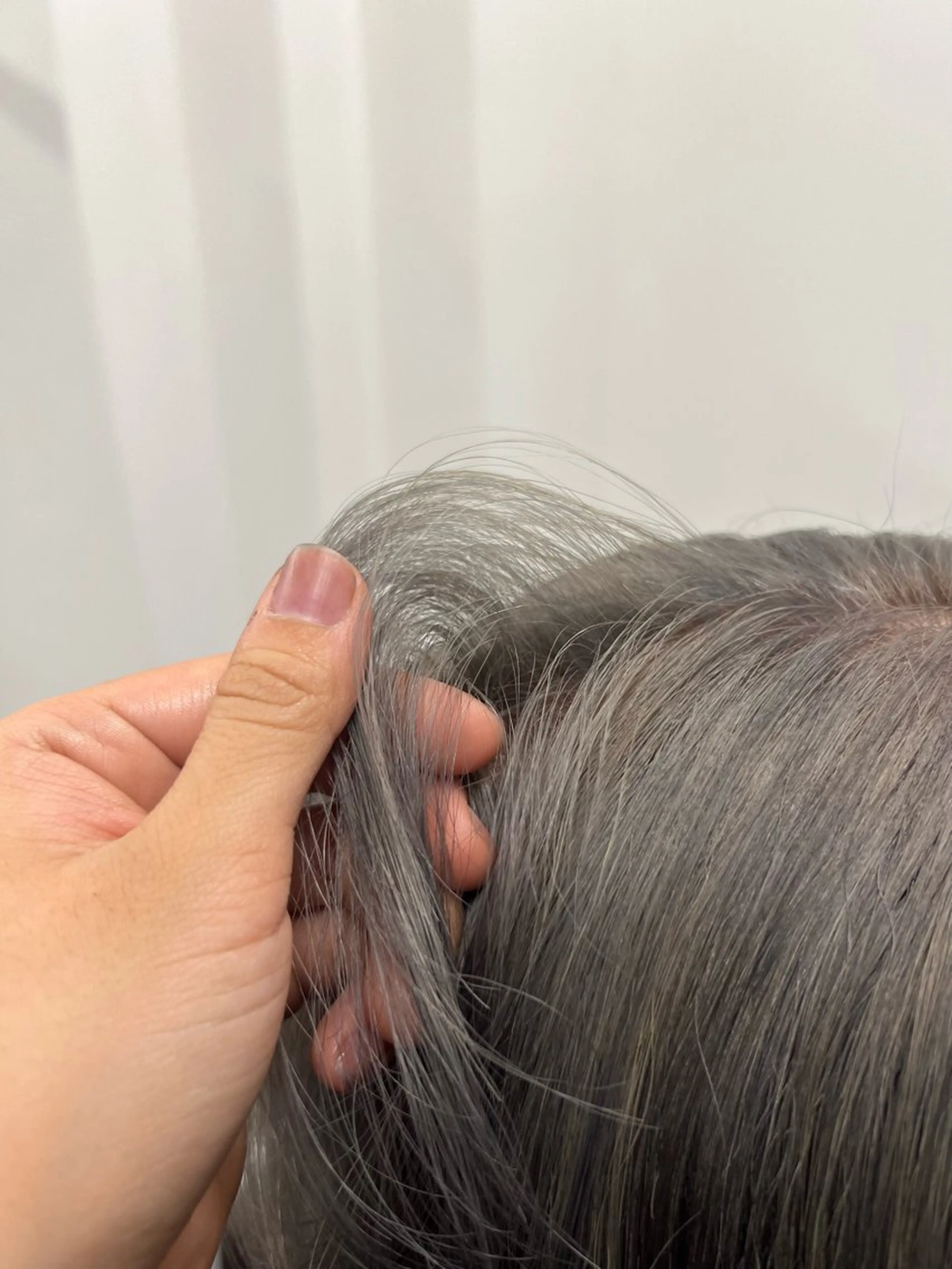 ショート カラー メンズ シルバー モリ ナツルのヘアスタイル