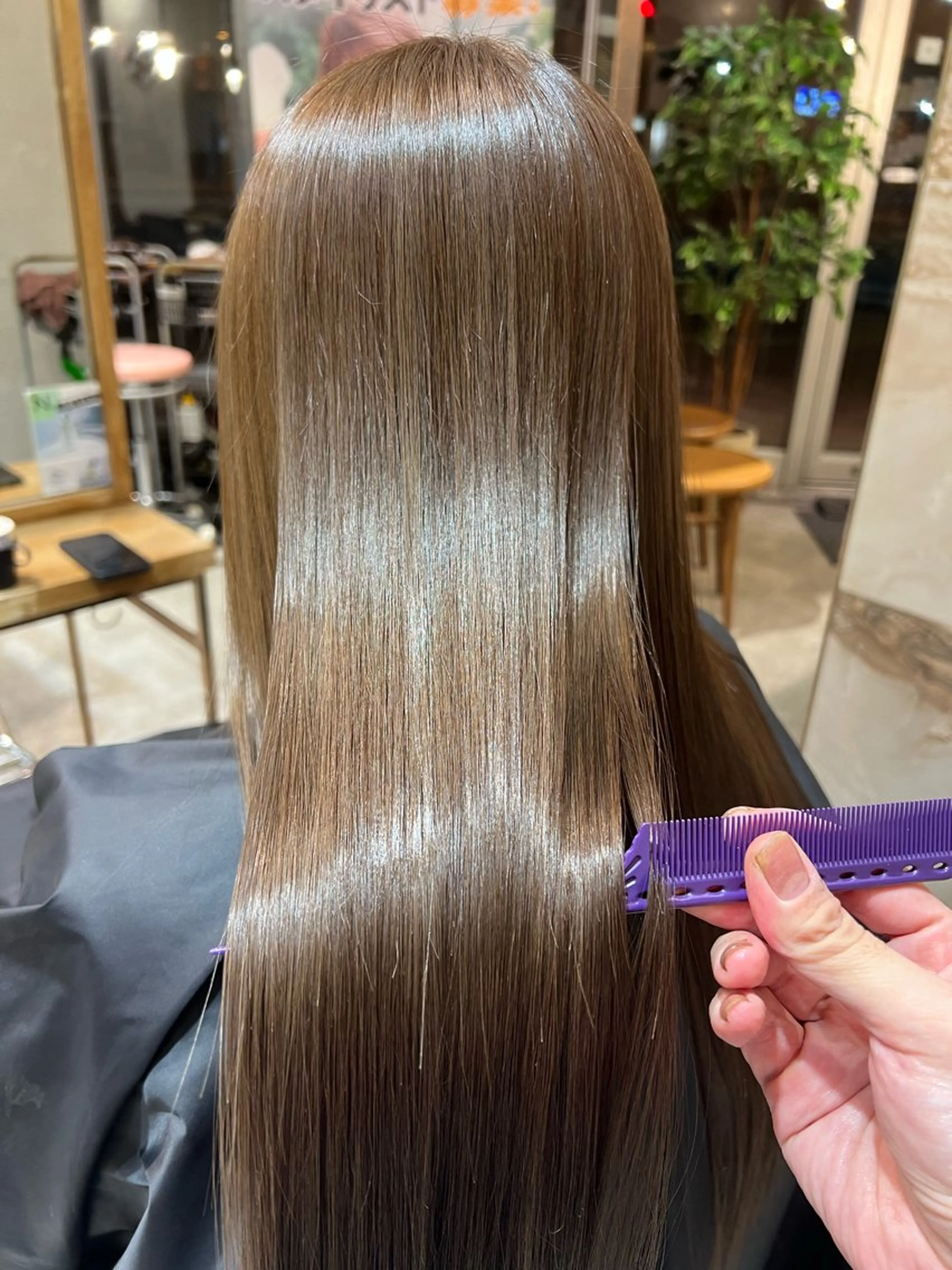 ｛✨これぞ最強‼️うる艶ヘアカラースタイル😍✨｝全体染め透明感カラー&極上ウルトワ髪質改善トリートメントの写真