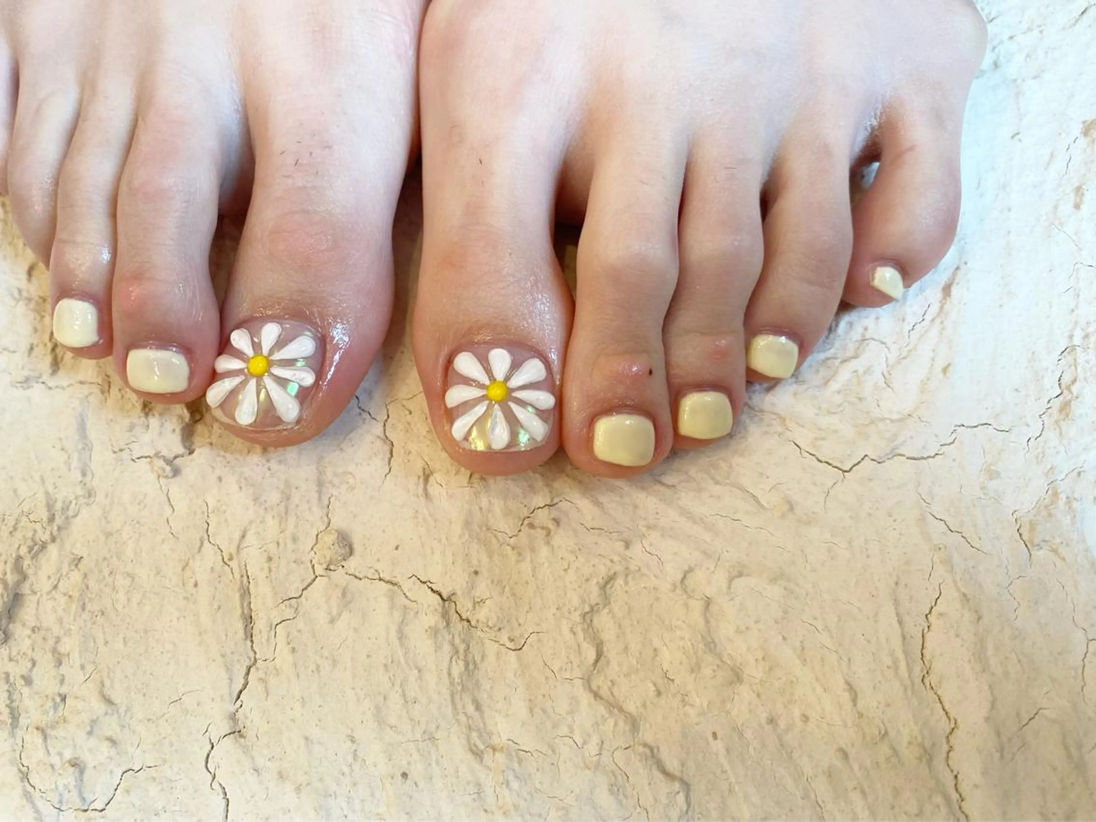 🌼フット アート2本の写真